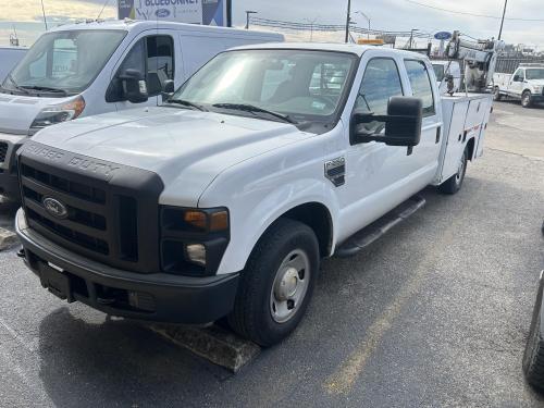 2008 Ford F-250 SD XL Crew Cab Utilility Bed Motor is LOCKED 
