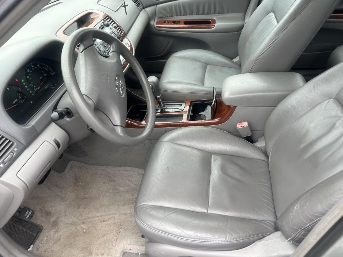 2003 Silver Toyota Camry LE (4T1BE32K73U) with an 2.4L L4 DOHC 16V engine, located at 1687 Business 35 S, New Braunfels, TX, 78130, (830) 625-7159, 29.655487, -98.051491 - Photo#3