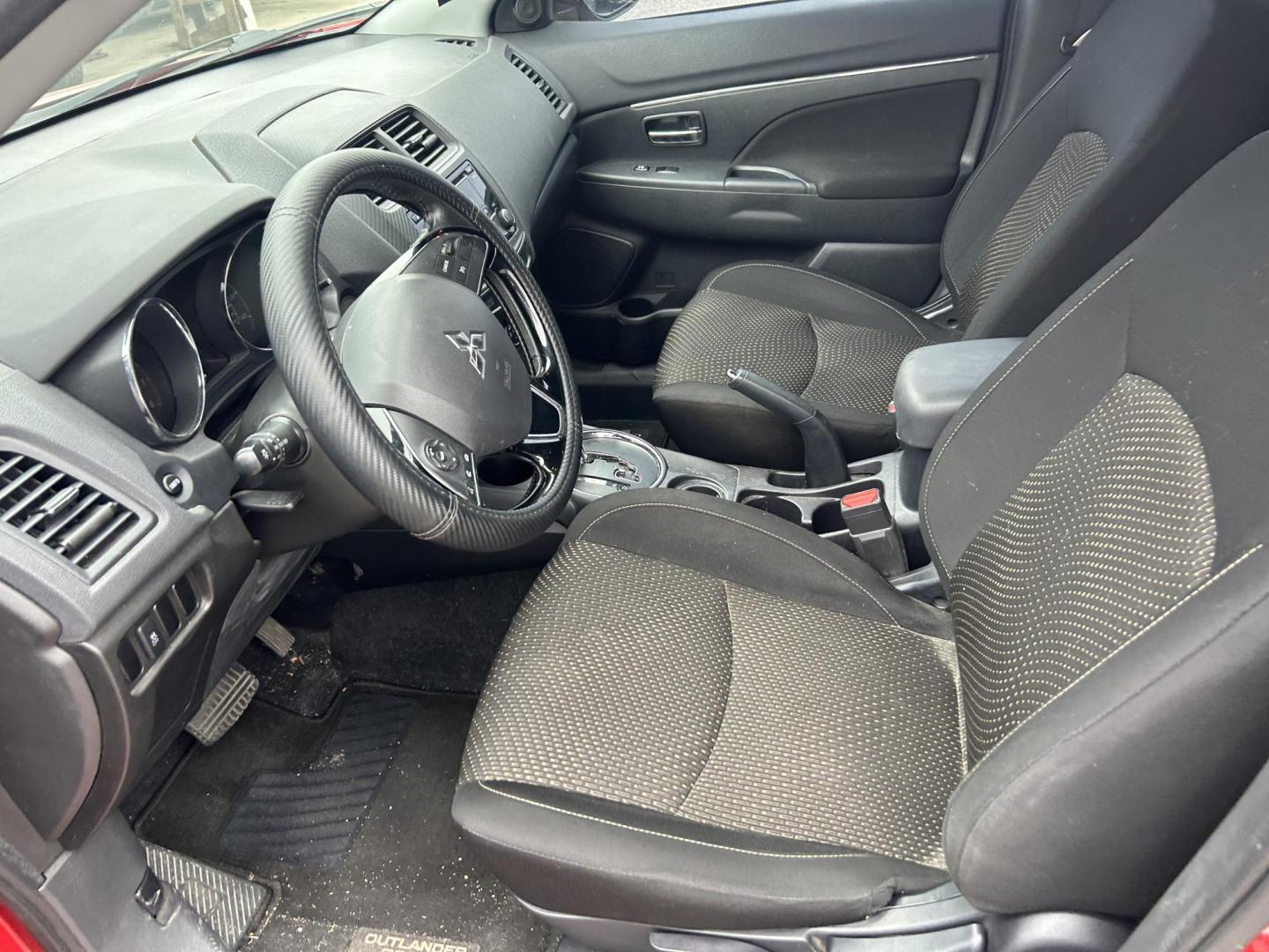 2016 Red Mitsubishi Outlander Sport 2.0 ES CVT (JA4AP3AUXGZ) with an 2.0L L4 DOHC 16V engine, CVT transmission, located at 1687 Business 35 S, New Braunfels, TX, 78130, (830) 625-7159, 29.655487, -98.051491 - Photo#5