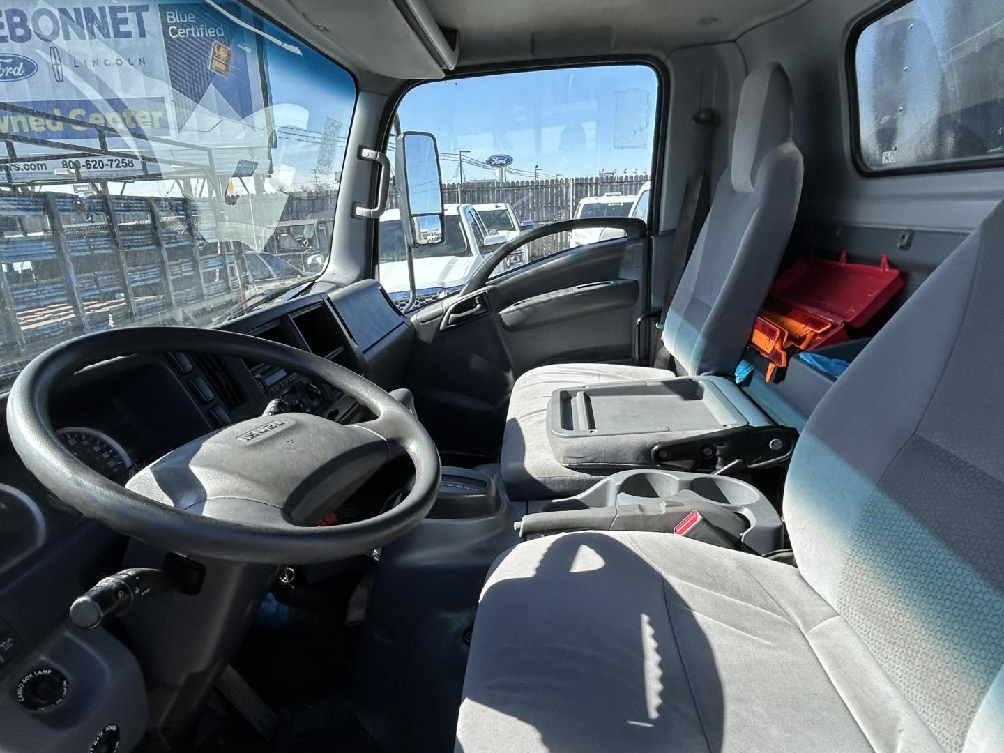 2020 Black Isuzu NQR - (JALE5W164L7) with an 5.2L L6 DIESEL engine, located at 1687 Business 35 S, New Braunfels, TX, 78130, (830) 625-7159, 29.655487, -98.051491 - Photo#5