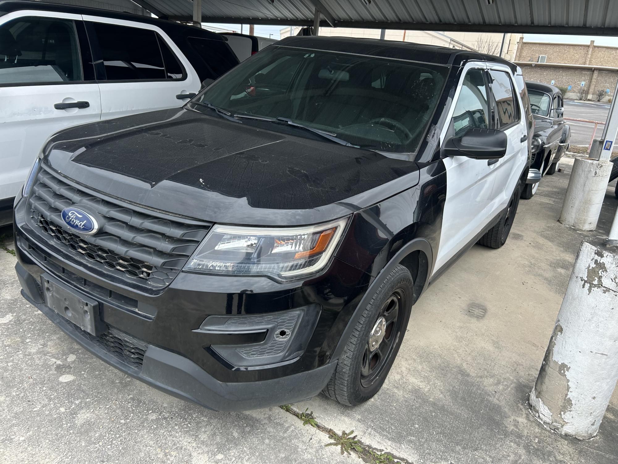 photo of 2019 Ford Explorer Police 4WD