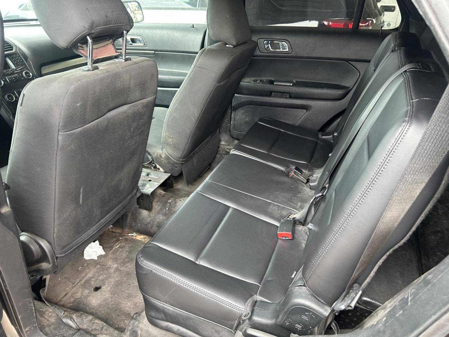 2019 Black Ford Explorer Police 4WD (1FM5K8AR7KG) with an 3.7L V6 DOHC 24V engine, 6A transmission, located at 1687 Business 35 S, New Braunfels, TX, 78130, (830) 625-7159, 29.655487, -98.051491 - Photo#7