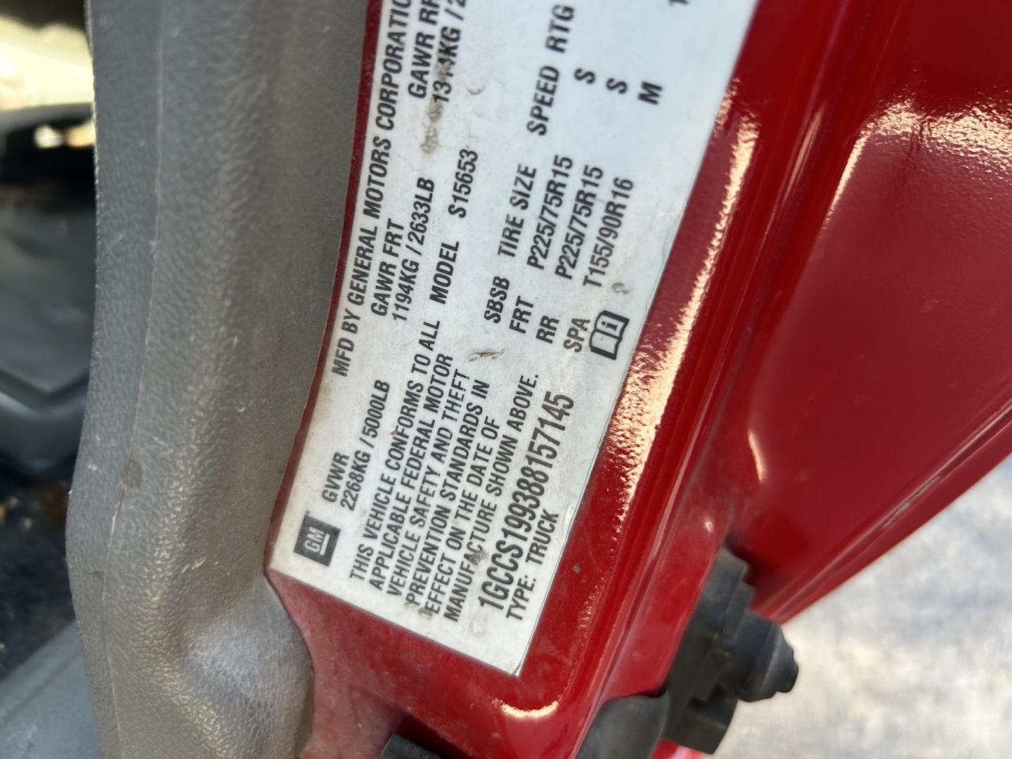 2008 Red Chevrolet Colorado Work Truck Ext. Cab 2WD (1GCCS199388) with an 2.9L L4 DOHC 16V engine, located at 1687 Business 35 S, New Braunfels, TX, 78130, (830) 625-7159, 29.655487, -98.051491 - Photo#9