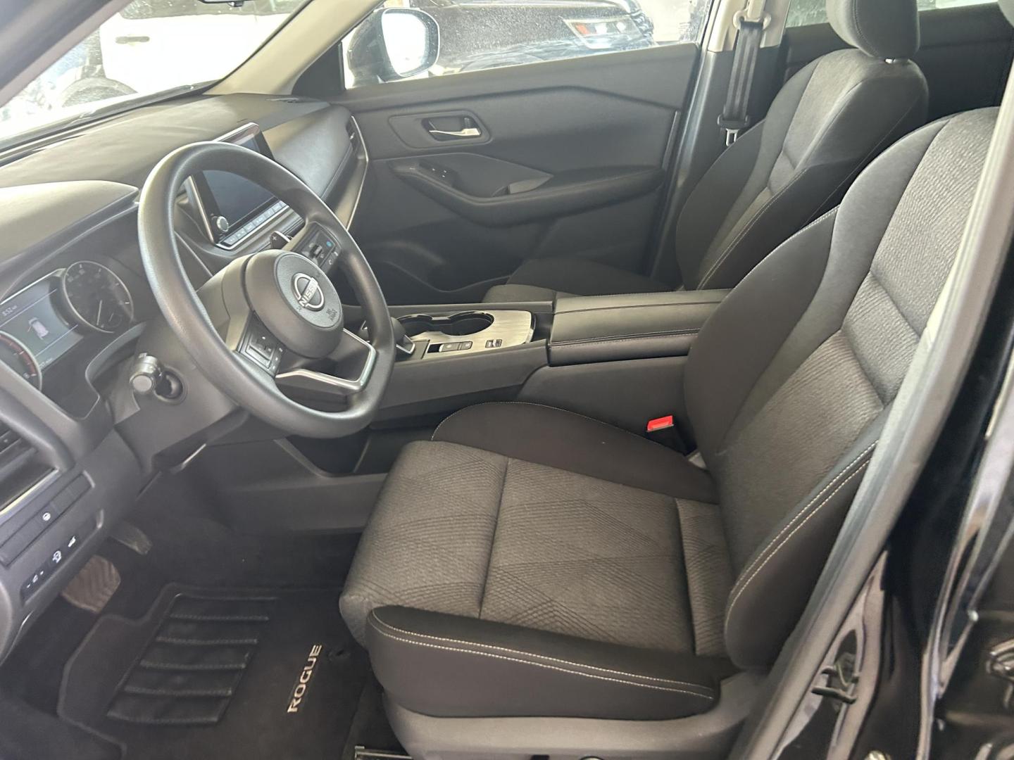 2024 Black Nissan Rogue SV (JN8BT3BA2RW) with an 2.5L L4 DOHC 16V engine, CVT transmission, located at 1687 Business 35 S, New Braunfels, TX, 78130, (830) 625-7159, 29.655487, -98.051491 - Photo#10