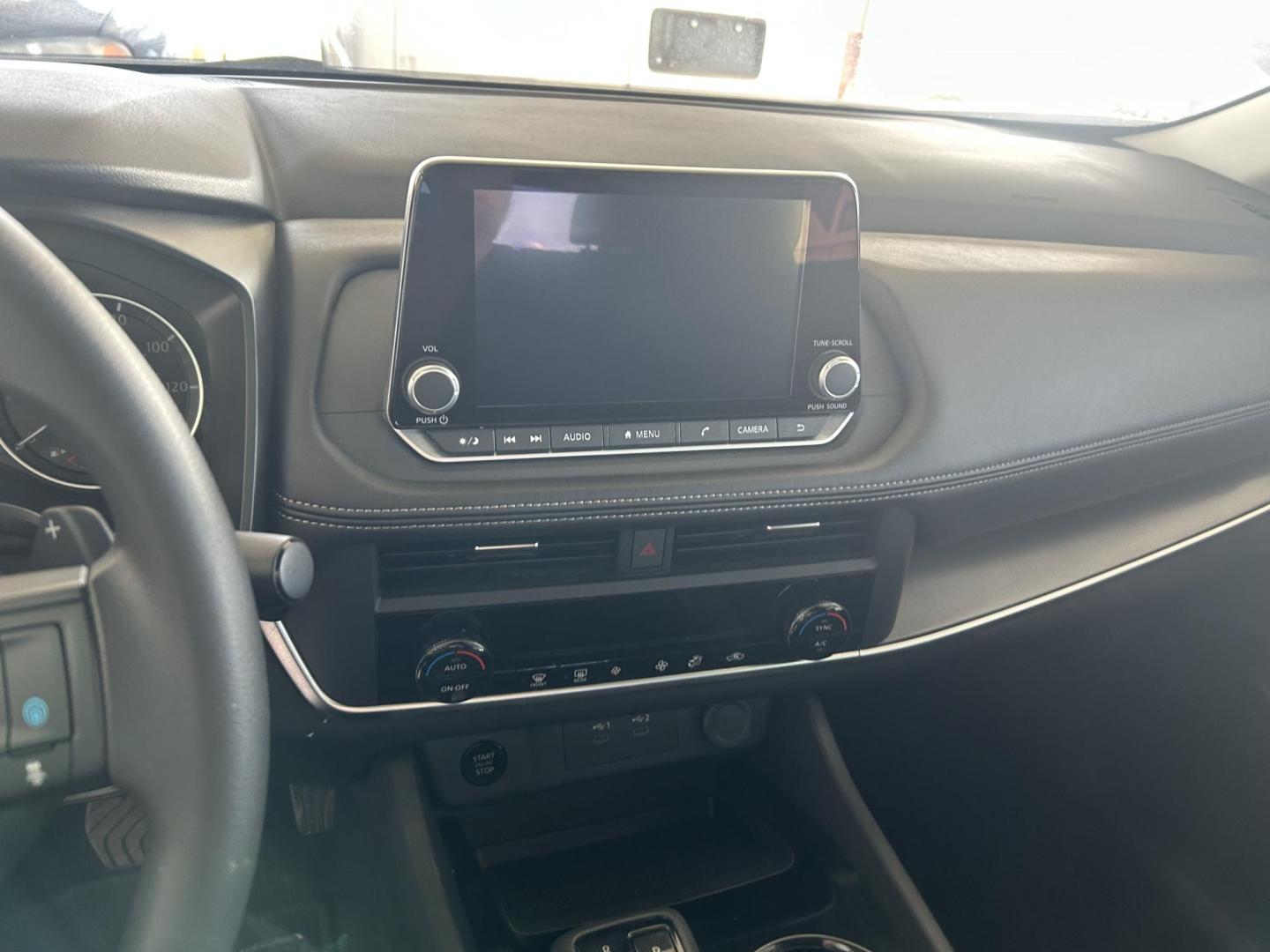 2024 Black Nissan Rogue SV (JN8BT3BA2RW) with an 2.5L L4 DOHC 16V engine, CVT transmission, located at 1687 Business 35 S, New Braunfels, TX, 78130, (830) 625-7159, 29.655487, -98.051491 - Photo#12