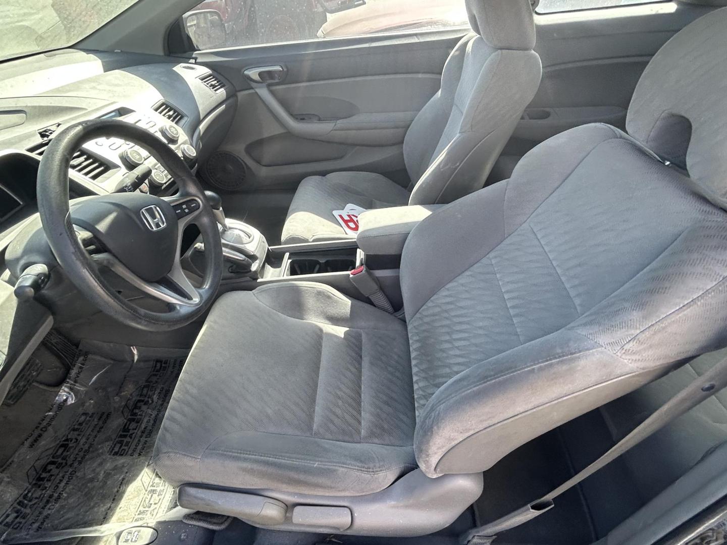 2009 Blue Honda Civic LX Coupe 5-Speed AT (2HGFG12649H) with an 1.8L L4 SOHC 16V engine, 5-Speed Automatic transmission, located at 1687 Business 35 S, New Braunfels, TX, 78130, (830) 625-7159, 29.655487, -98.051491 - Photo#7