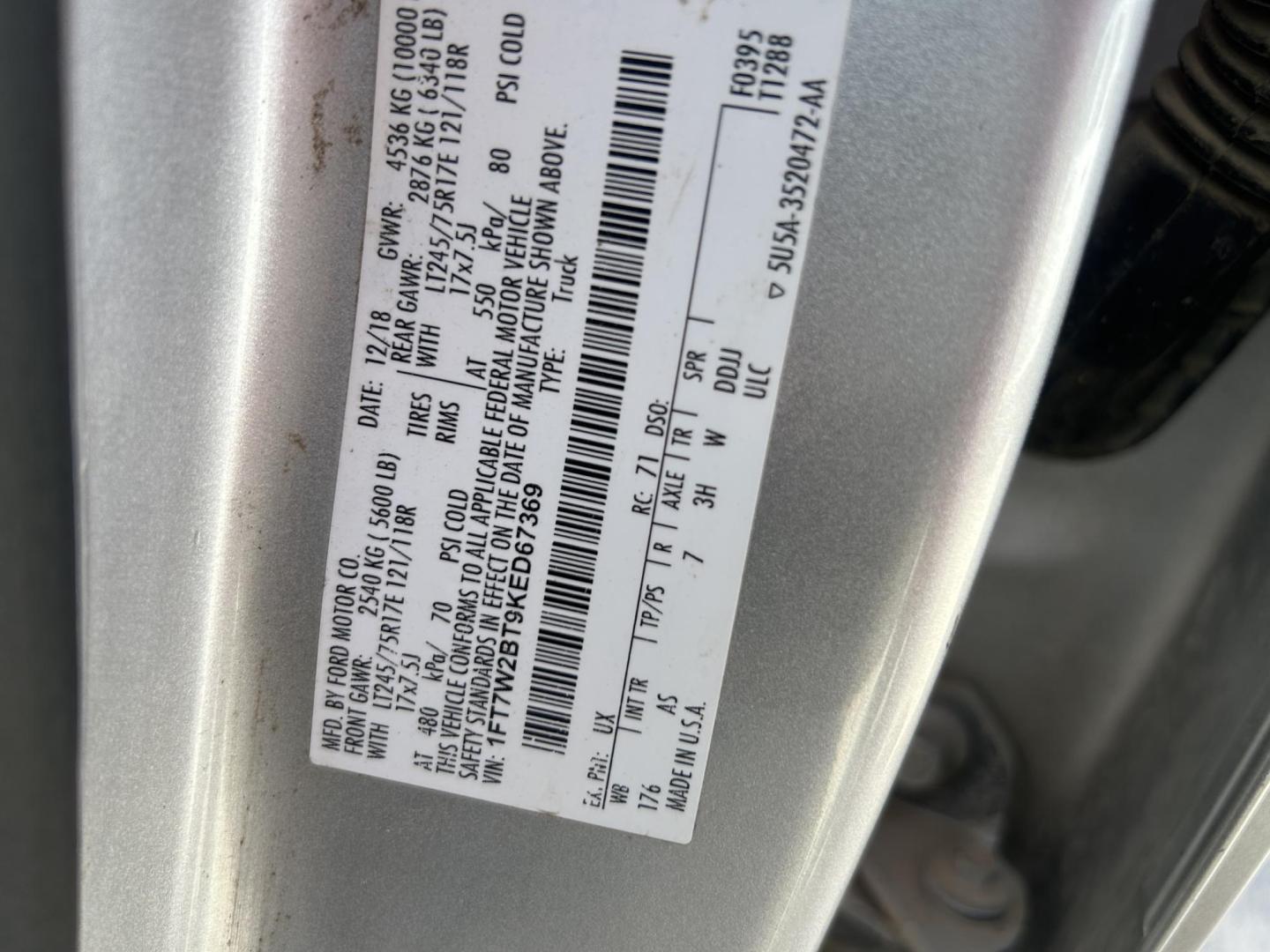 2019 Silver /Gray Ford F-250 SD XLT Crew Cab Long Bed 4WD (1FT7W2BT9KE) with an 6.7L V8 OHV 16V DIESEL engine, 6A transmission, located at 1687 Business 35 S, New Braunfels, TX, 78130, (830) 625-7159, 29.655487, -98.051491 - Photo#7