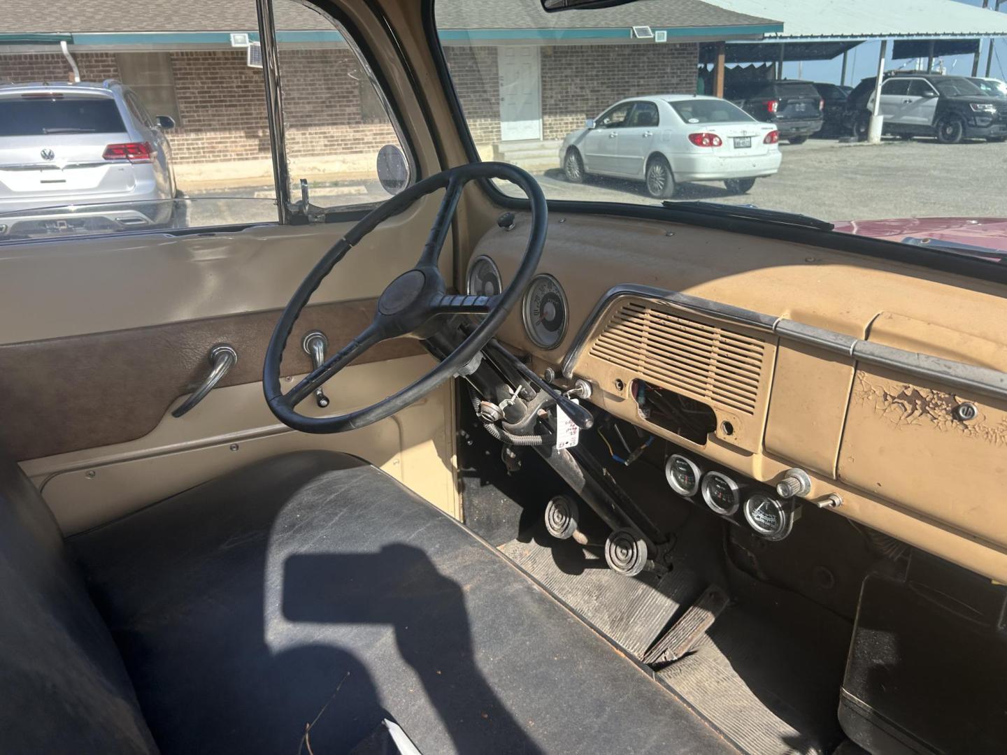 1951 Red Ford F1 (F1R1MP27931) with an V8 engine, 3SPD transmission, located at 1687 Business 35 S, New Braunfels, TX, 78130, (830) 625-7159, 29.655487, -98.051491 - Photo#4