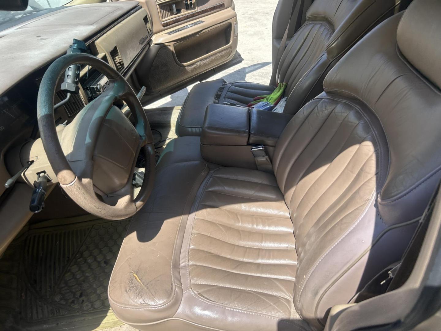 1994 Tan Buick Roadmaster Wagon Estate (1G4BR82P9RR) with an 5.7L V8 OHV 16V engine, 4-Speed Automatic Overdrive transmission, located at 1687 Business 35 S, New Braunfels, TX, 78130, (830) 625-7159, 29.655487, -98.051491 - Photo#9