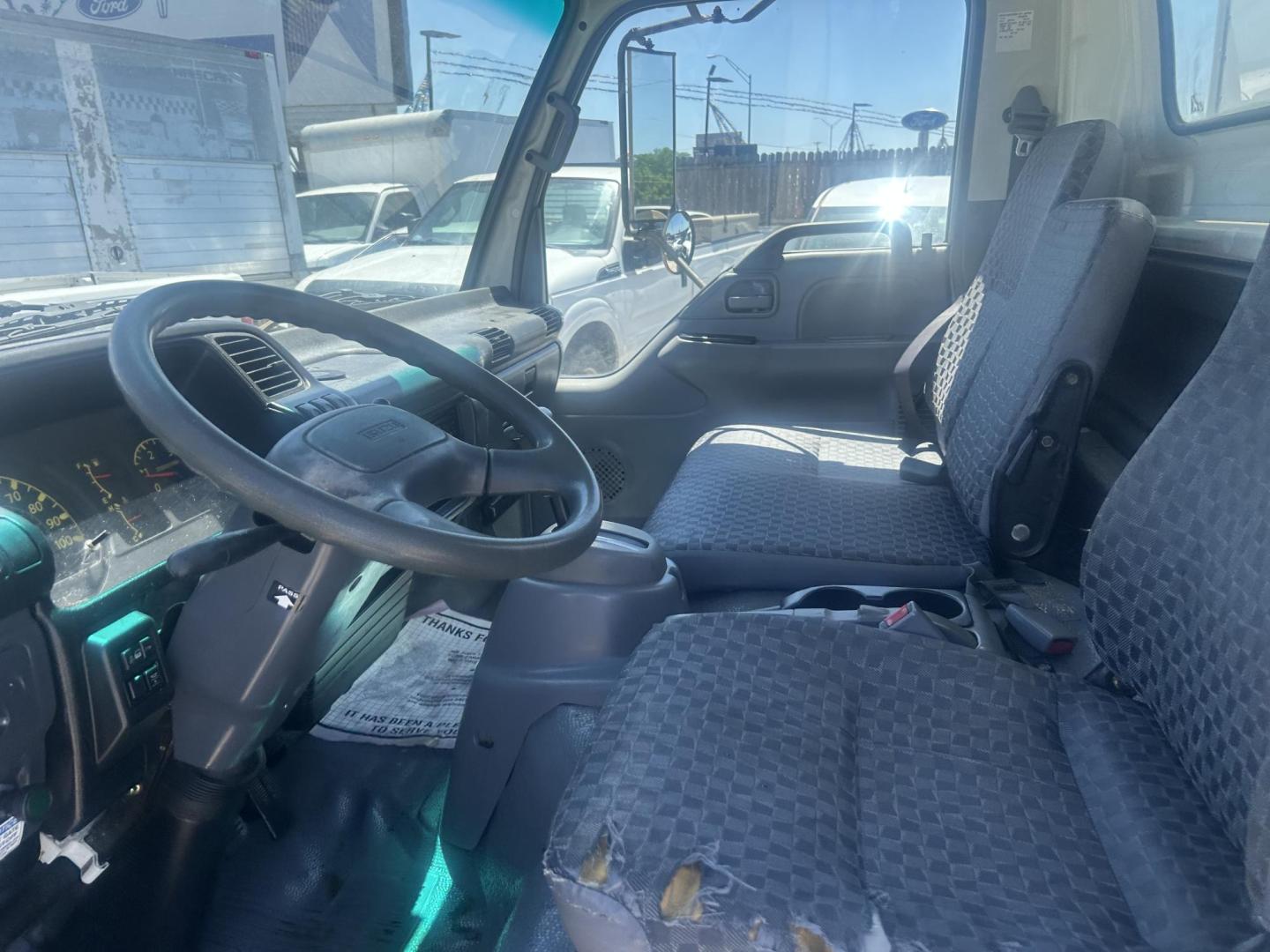 2007 White Isuzu NPR - (JALC4B16677) with an 5.2L L4 TURBO DIESEL engine, located at 1687 Business 35 S, New Braunfels, TX, 78130, (830) 625-7159, 29.655487, -98.051491 - Photo#12