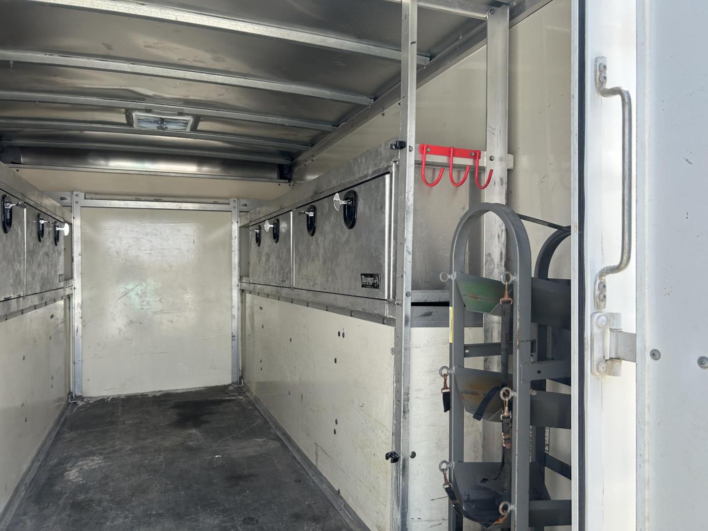 2019 White Ford Transit T-350 HD DRW (1FDBF6PM7KK) with an 3.7L V6 DOHC 24V engine, located at 1687 Business 35 S, New Braunfels, TX, 78130, (830) 625-7159, 29.655487, -98.051491 - Photo#7