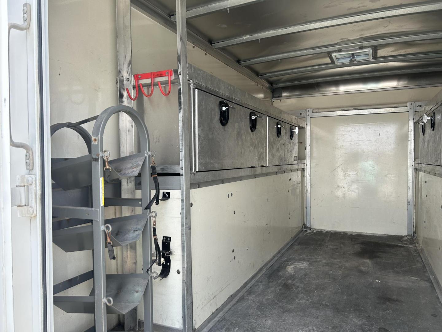 2019 White Ford Transit T-350 HD DRW (1FDBF6PM7KK) with an 3.7L V6 DOHC 24V engine, located at 1687 Business 35 S, New Braunfels, TX, 78130, (830) 625-7159, 29.655487, -98.051491 - Photo#8
