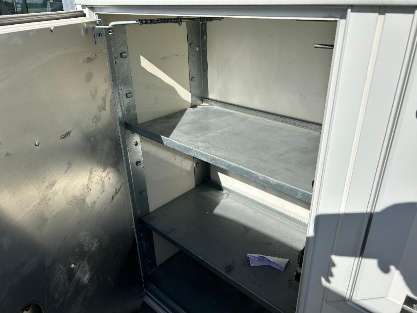 2019 White Ford Transit T-350 HD DRW (1FDBF6PM7KK) with an 3.7L V6 DOHC 24V engine, located at 1687 Business 35 S, New Braunfels, TX, 78130, (830) 625-7159, 29.655487, -98.051491 - Photo#9