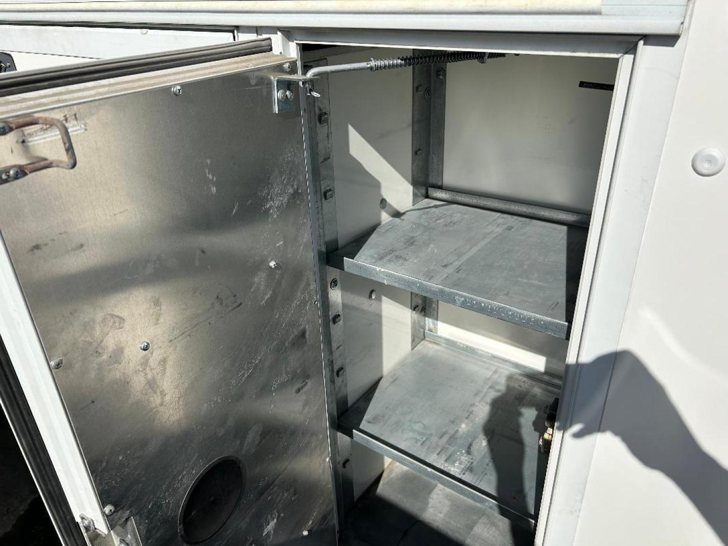 2019 White Ford Transit T-350 HD DRW (1FDBF6PM7KK) with an 3.7L V6 DOHC 24V engine, located at 1687 Business 35 S, New Braunfels, TX, 78130, (830) 625-7159, 29.655487, -98.051491 - Photo#7
