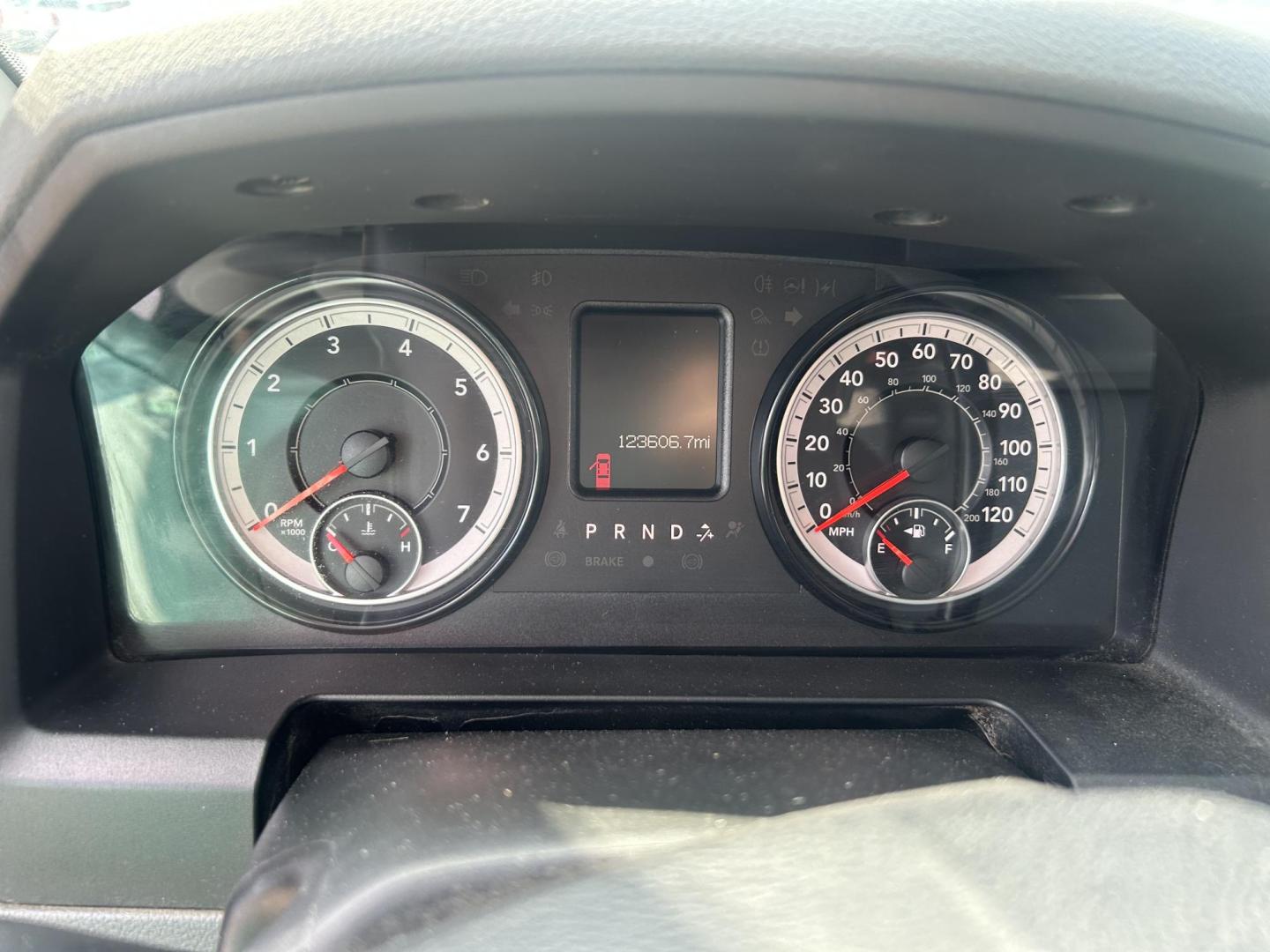 2018 White RAM 2500 Tradesman Regular Cab 2WD (3C6MR4AJ2JG) with an 6.4L V8 engine, 6A transmission, located at 1687 Business 35 S, New Braunfels, TX, 78130, (830) 625-7159, 29.655487, -98.051491 - Photo#9