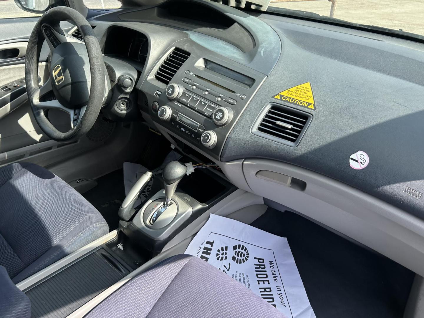 2009 Blue Honda Civic Hybrid CVT AT-PZEV (JHMFA36209S) with an 1.3L L4 SOHC 8V HYBRID engine, CVT transmission, located at 1687 Business 35 S, New Braunfels, TX, 78130, (830) 625-7159, 29.655487, -98.051491 - Photo#4