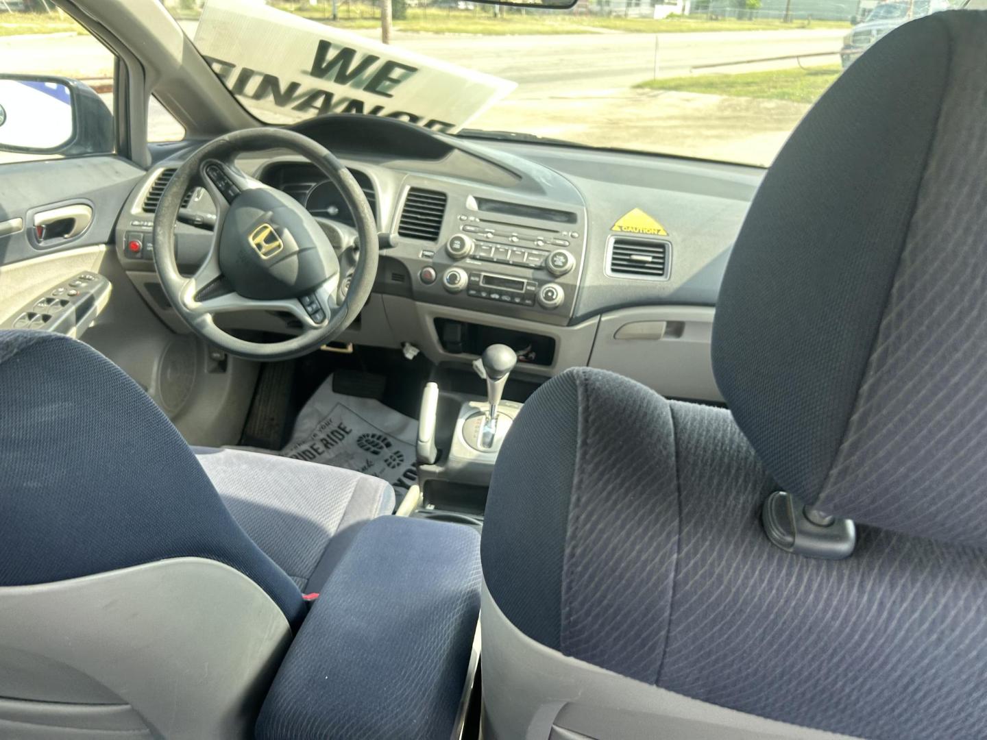2009 Blue Honda Civic Hybrid CVT AT-PZEV (JHMFA36209S) with an 1.3L L4 SOHC 8V HYBRID engine, CVT transmission, located at 1687 Business 35 S, New Braunfels, TX, 78130, (830) 625-7159, 29.655487, -98.051491 - Photo#6