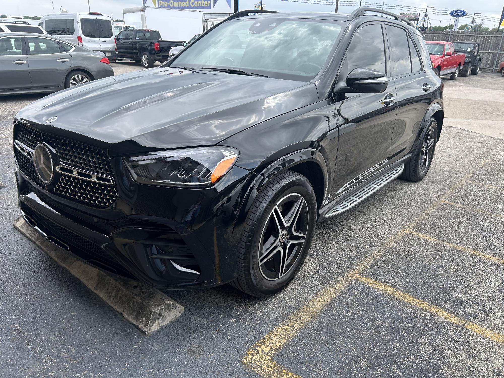 photo of 2024 Mercedes-Benz GLE-Class GLE350 4MATIC