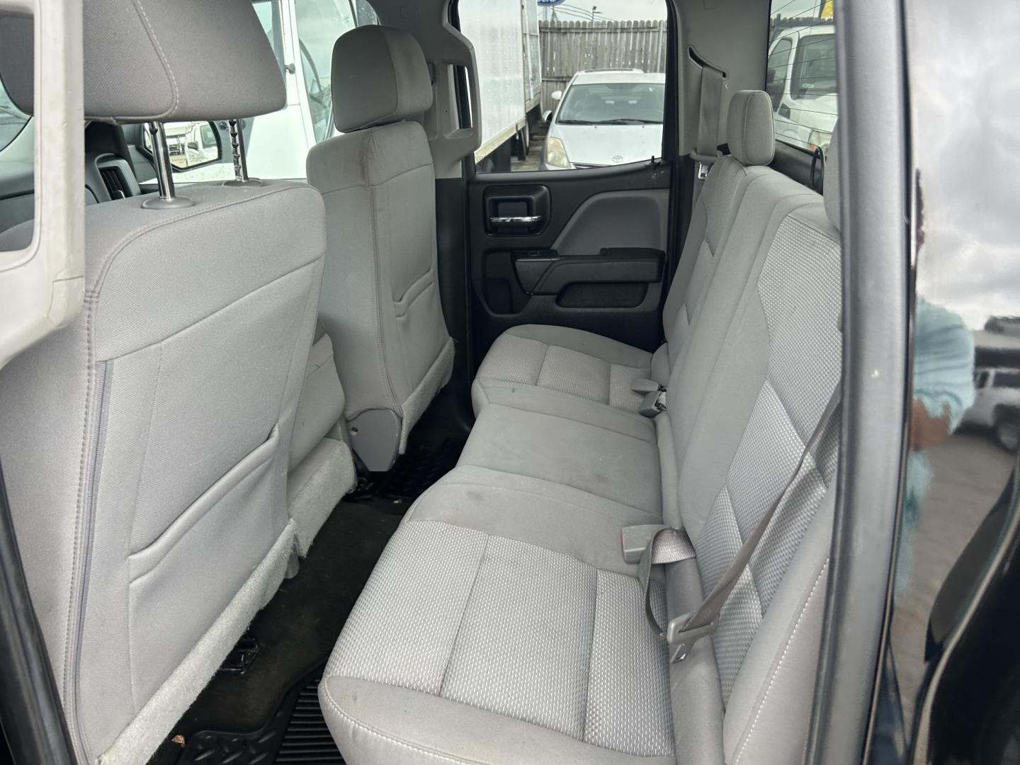 2016 Black Chevrolet Silverado 1500 Work Truck Double Cab 2WD (1GCRCPEC1GZ) with an 5.3L V8 OHV 16V engine, 6A transmission, located at 1687 Business 35 S, New Braunfels, TX, 78130, (830) 625-7159, 29.655487, -98.051491 - Photo#7