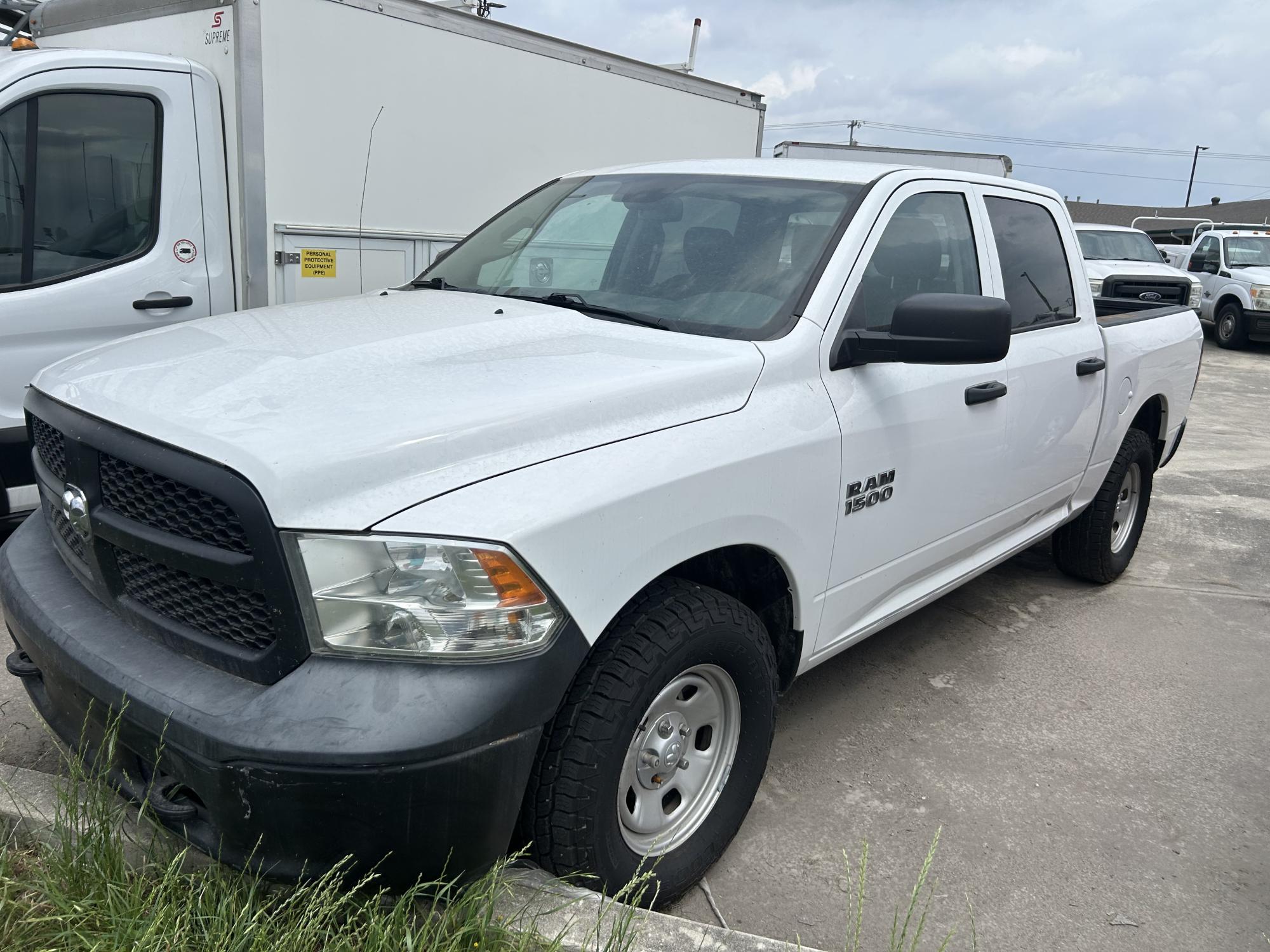 photo of 2018 RAM 1500 Tradesman Crew Cab SWB 4WD