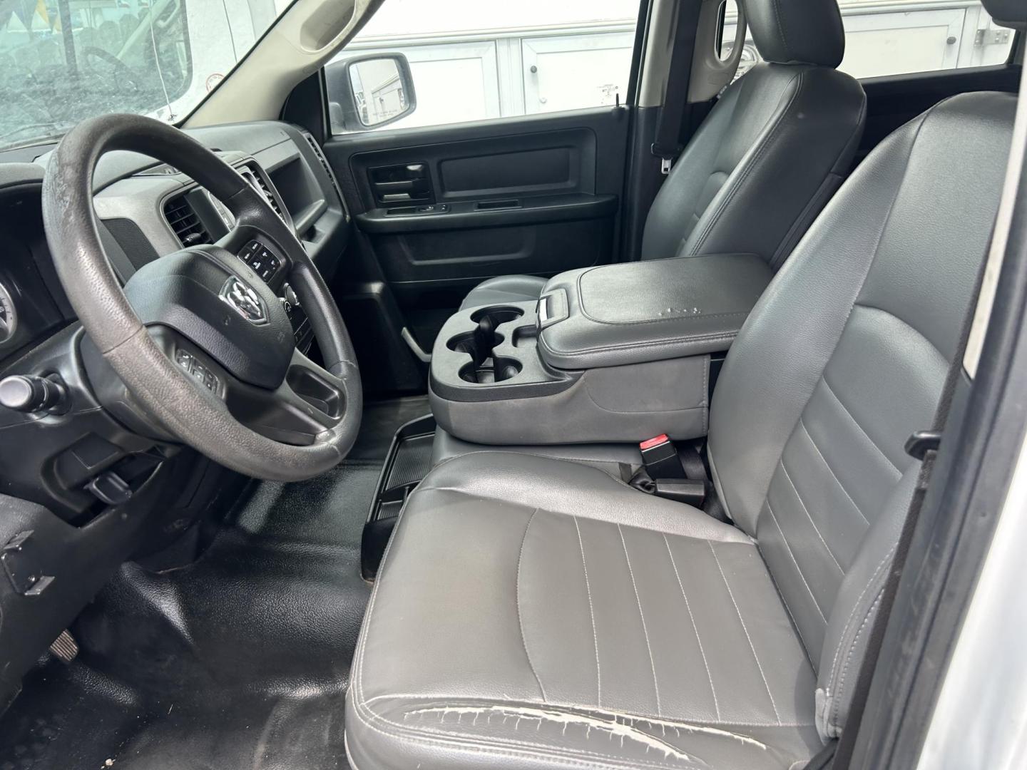 2018 White RAM 1500 Tradesman Crew Cab SWB 4WD (1C6RR7KG4JS) with an 3.6L V6 DOHC 24V FFV engine, 8A transmission, located at 1687 Business 35 S, New Braunfels, TX, 78130, (830) 625-7159, 29.655487, -98.051491 - Photo#11