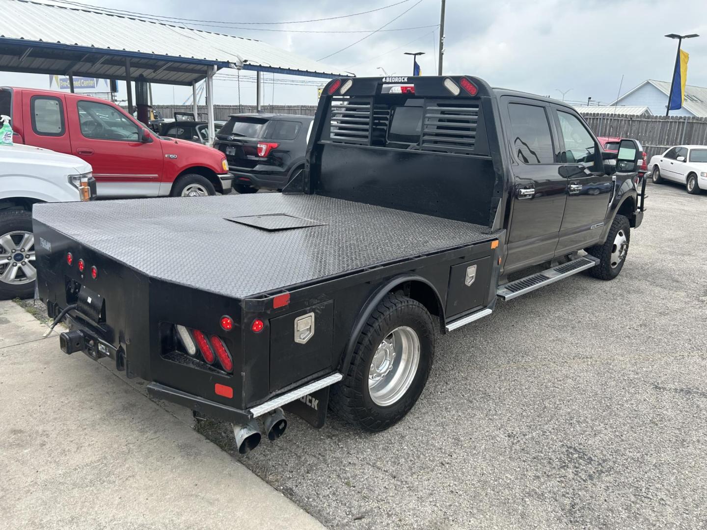 2019 Maroon Ford F-350 SD Lariat Crew Cab Long Bed DRW 4WD (1FT8W3DT1KE) with an 6.7L V8 OHV 16V DIESEL engine, 6A transmission, located at 1687 Business 35 S, New Braunfels, TX, 78130, (830) 625-7159, 29.655487, -98.051491 - Photo#6