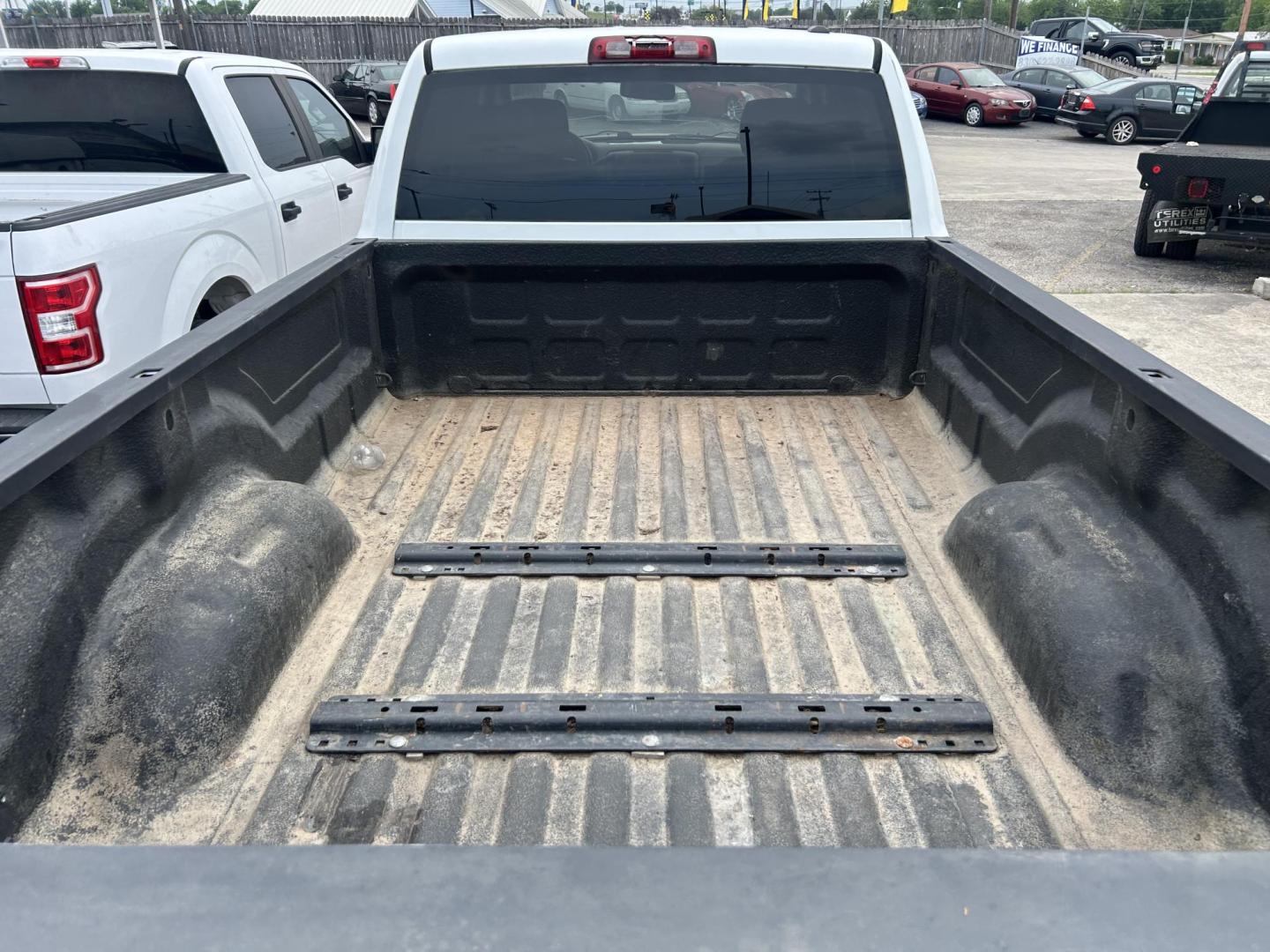 2011 White Dodge Ram 2500 Power Wagon Crew Cab 4WD (3D7UT2CL0BG) with an 6.7L L6 OHV 24V TURBO DIESEL engine, located at 1687 Business 35 S, New Braunfels, TX, 78130, (830) 625-7159, 29.655487, -98.051491 - Photo#7