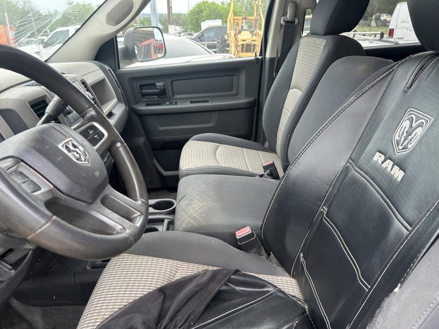 2011 White Dodge Ram 2500 Power Wagon Crew Cab 4WD (3D7UT2CL0BG) with an 6.7L L6 OHV 24V TURBO DIESEL engine, located at 1687 Business 35 S, New Braunfels, TX, 78130, (830) 625-7159, 29.655487, -98.051491 - Photo#11