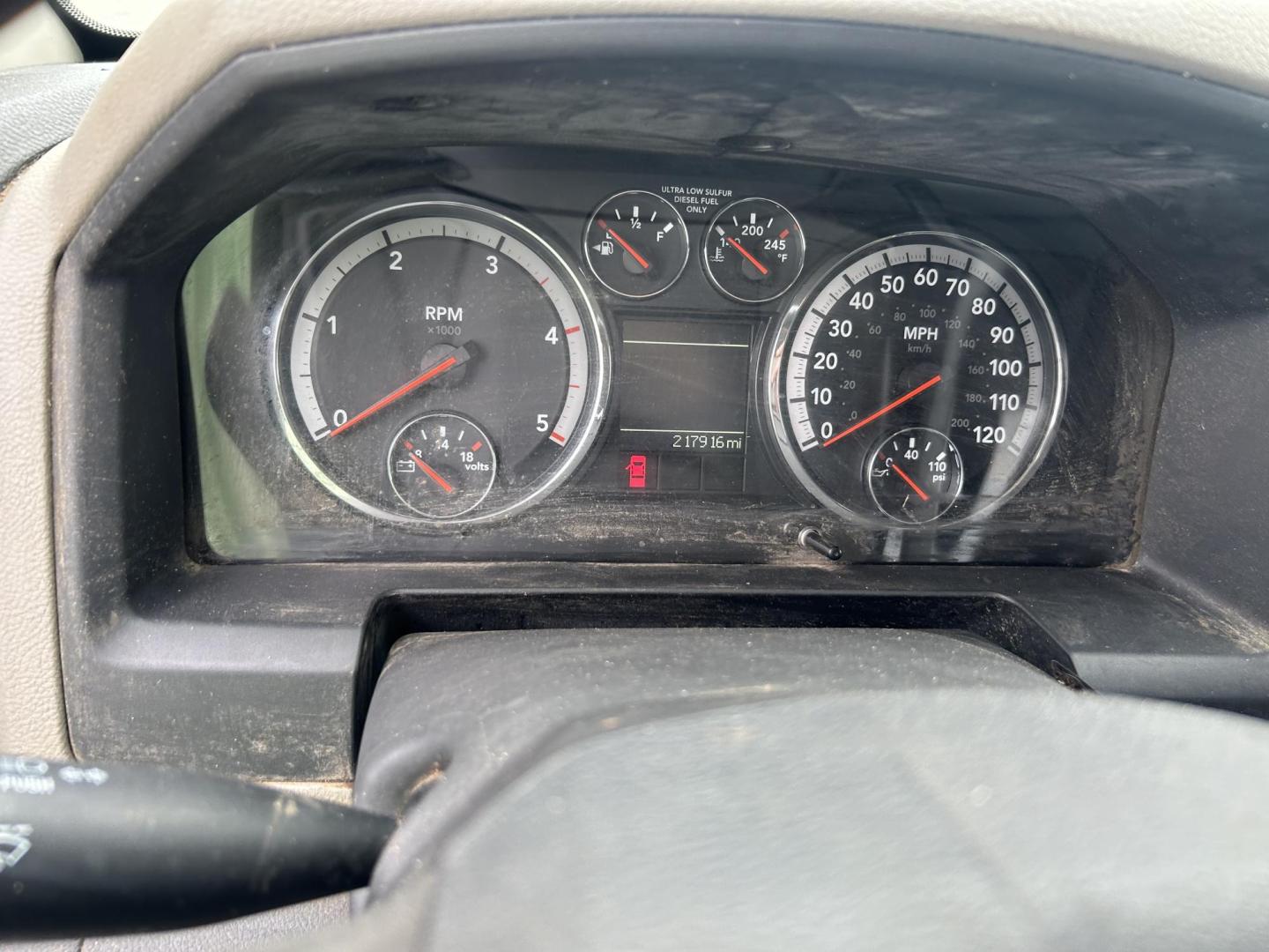 2011 White Dodge Ram 2500 Power Wagon Crew Cab 4WD (3D7UT2CL0BG) with an 6.7L L6 OHV 24V TURBO DIESEL engine, located at 1687 Business 35 S, New Braunfels, TX, 78130, (830) 625-7159, 29.655487, -98.051491 - Photo#12