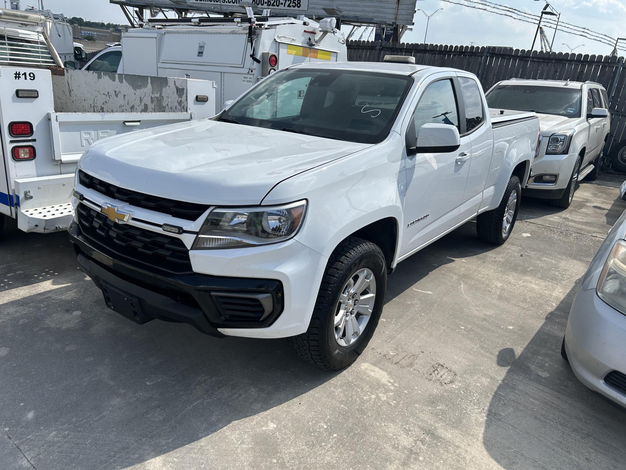 photo of 2021 Chevrolet Colorado LT Ext. Cab 2WD