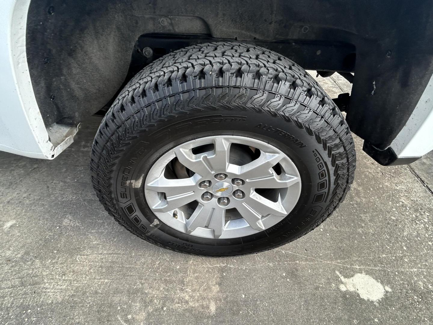 2021 White Chevrolet Colorado LT Ext. Cab 2WD (1GCHSCEAXM1) with an 2.5L L4 DOHC 16V GAS engine, 6A transmission, located at 1687 Business 35 S, New Braunfels, TX, 78130, (830) 625-7159, 29.655487, -98.051491 - Photo#8