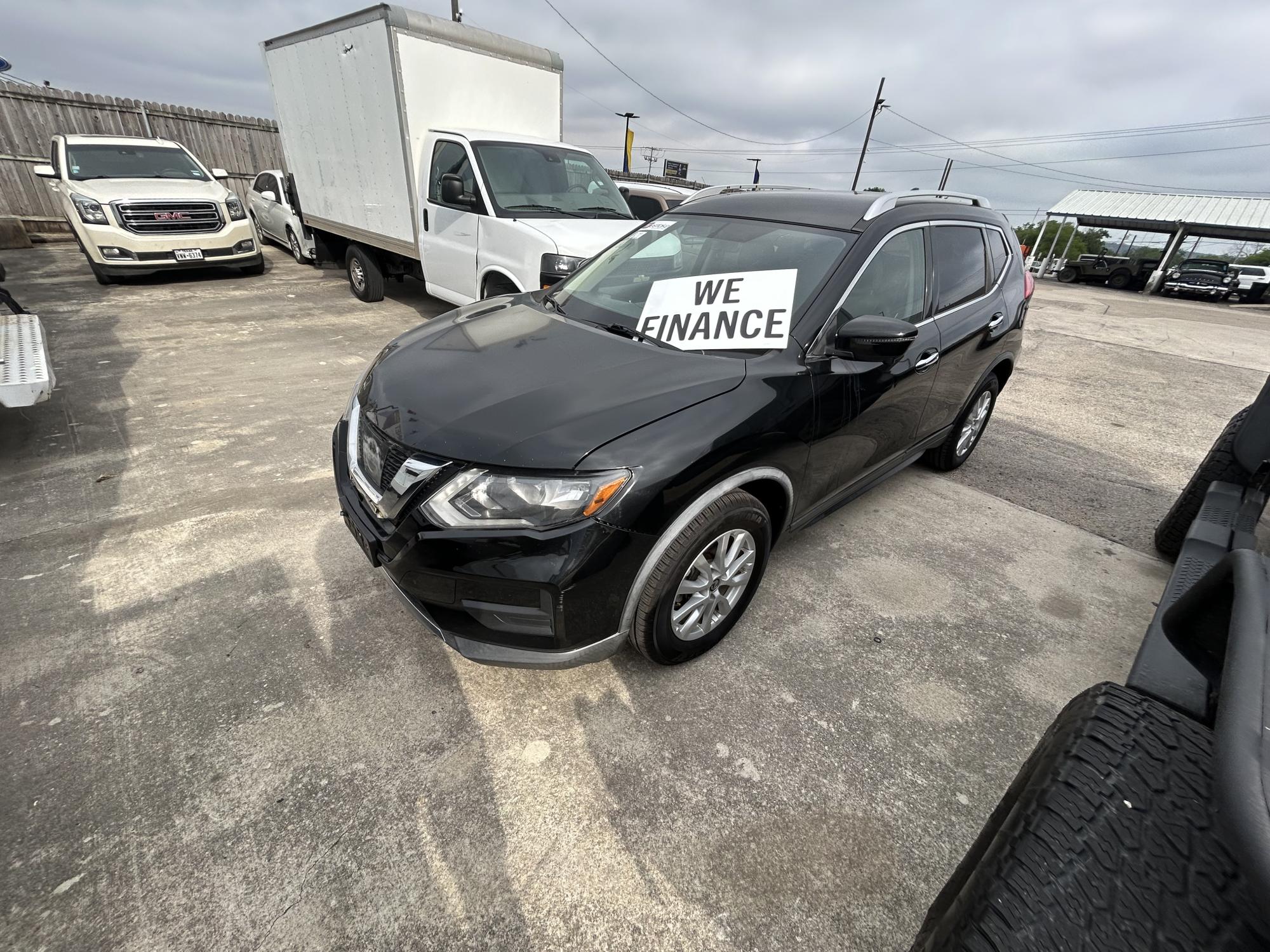 photo of 2017 Nissan Rogue S AWD