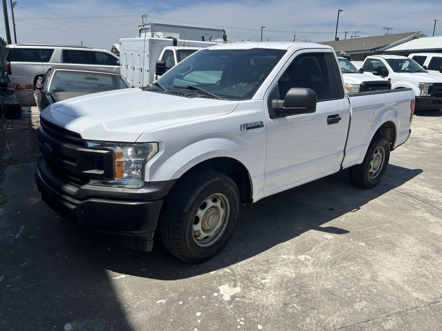 2018 White Ford F-150 XL 8-ft. Bed 2WD (1FTMF1CB9JK) with an 3.3L V6 DOHC 24V engine, 6A transmission, located at 1687 Business 35 S, New Braunfels, TX, 78130, (830) 625-7159, 29.655487, -98.051491 - Photo#0