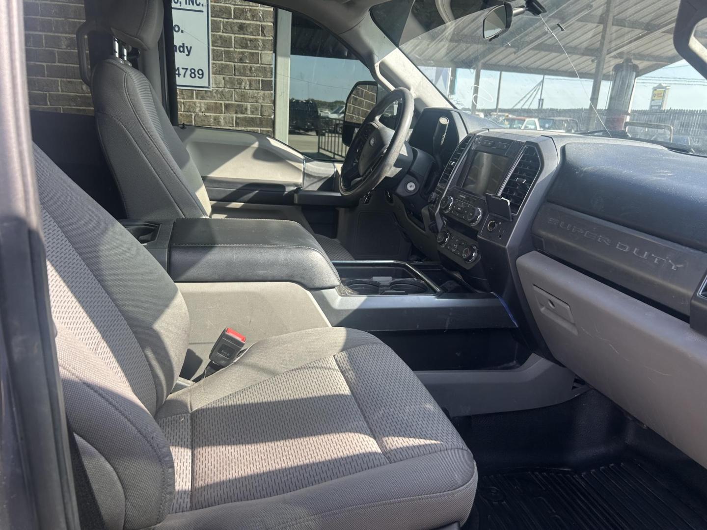 2022 Gray Ford F-250 SD King Ranch Crew Cab 4WD (1FT8W2BTXNE) with an 6.7L V8 OHV 16V DIESEL engine, 6A transmission, located at 1687 Business 35 S, New Braunfels, TX, 78130, (830) 625-7159, 29.655487, -98.051491 - Photo#6