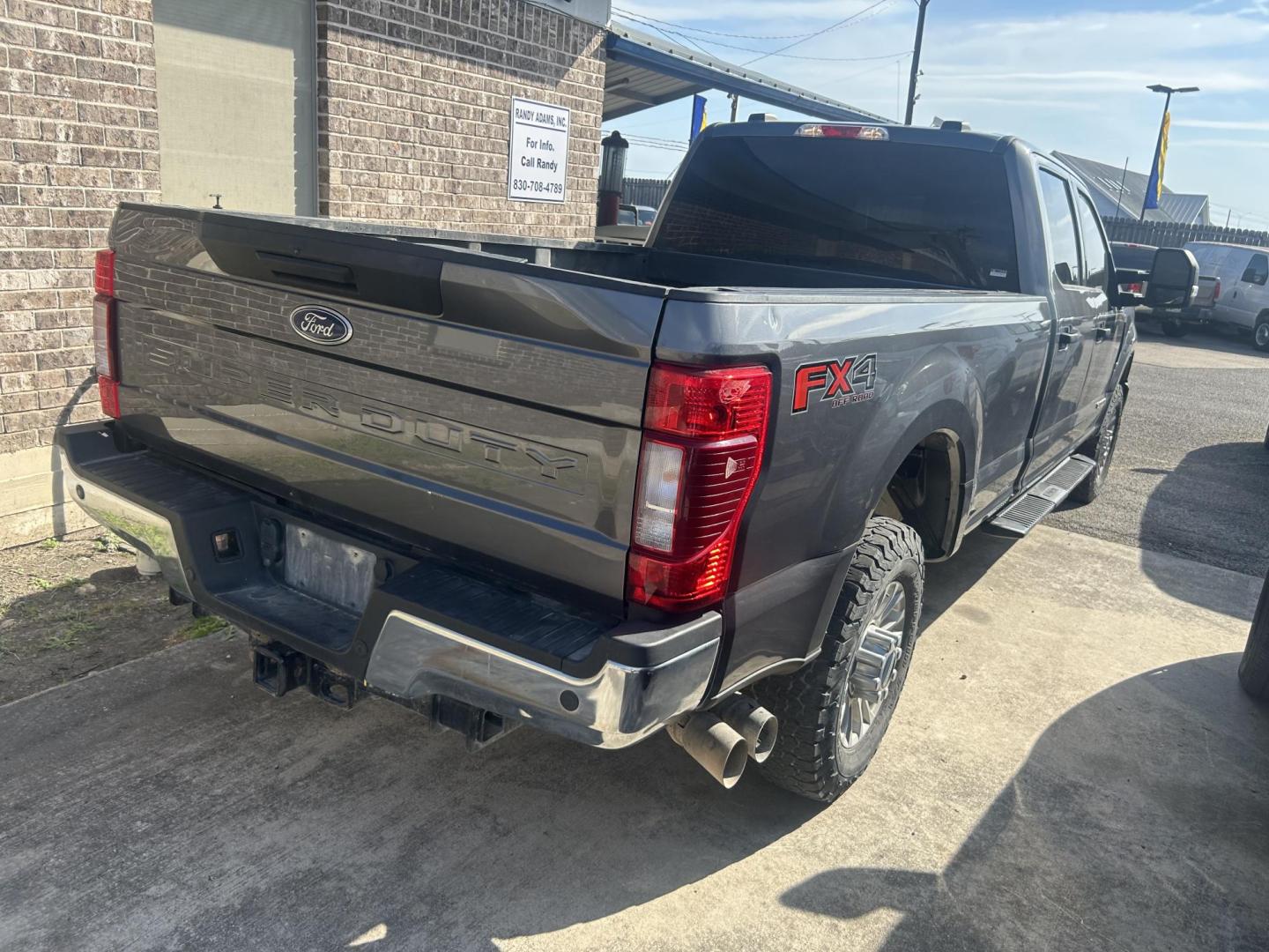 2022 Gray Ford F-250 SD King Ranch Crew Cab 4WD (1FT8W2BTXNE) with an 6.7L V8 OHV 16V DIESEL engine, 6A transmission, located at 1687 Business 35 S, New Braunfels, TX, 78130, (830) 625-7159, 29.655487, -98.051491 - Photo#3