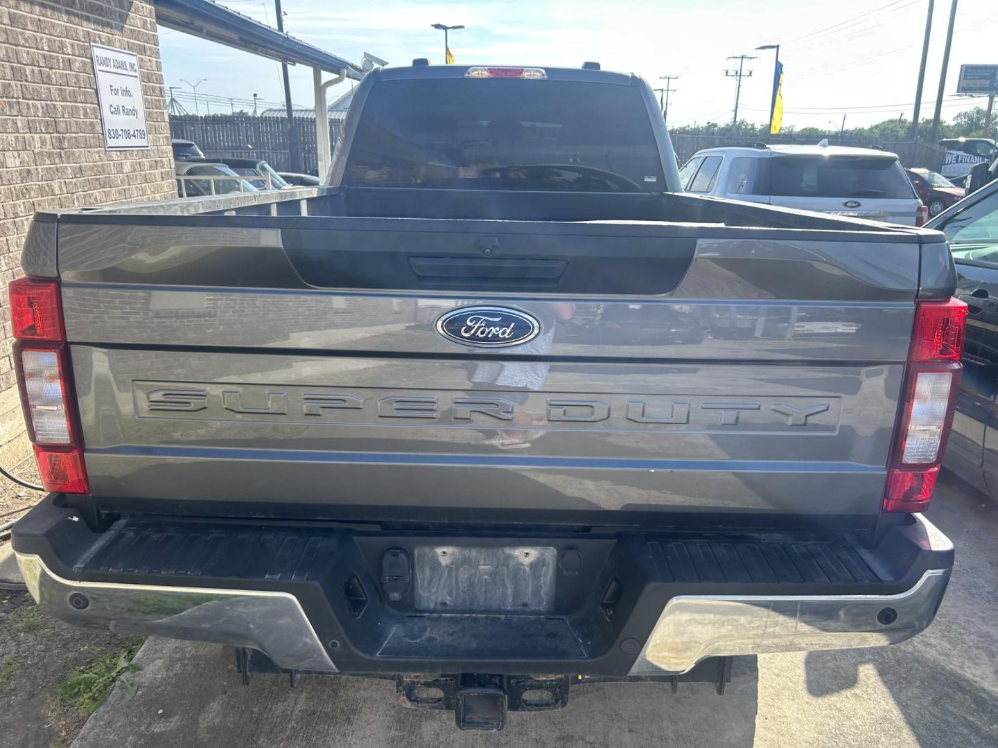 2022 Gray Ford F-250 SD King Ranch Crew Cab 4WD (1FT8W2BTXNE) with an 6.7L V8 OHV 16V DIESEL engine, 6A transmission, located at 1687 Business 35 S, New Braunfels, TX, 78130, (830) 625-7159, 29.655487, -98.051491 - Photo#2