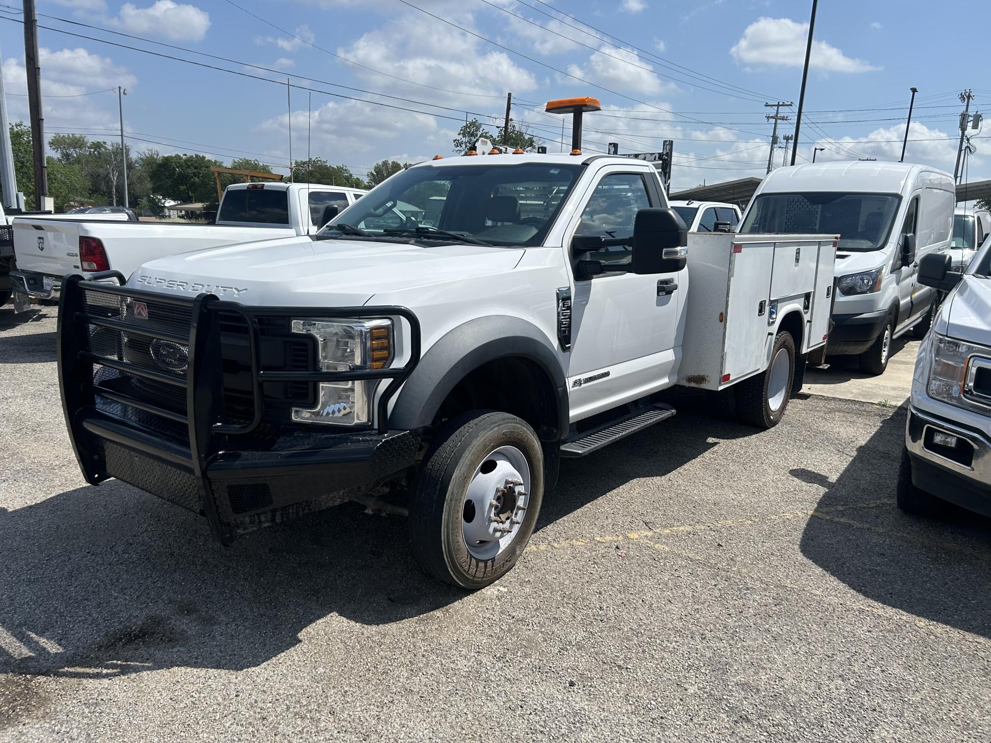 photo of 2019 Ford F-550 Regular Cab DRW 4WD