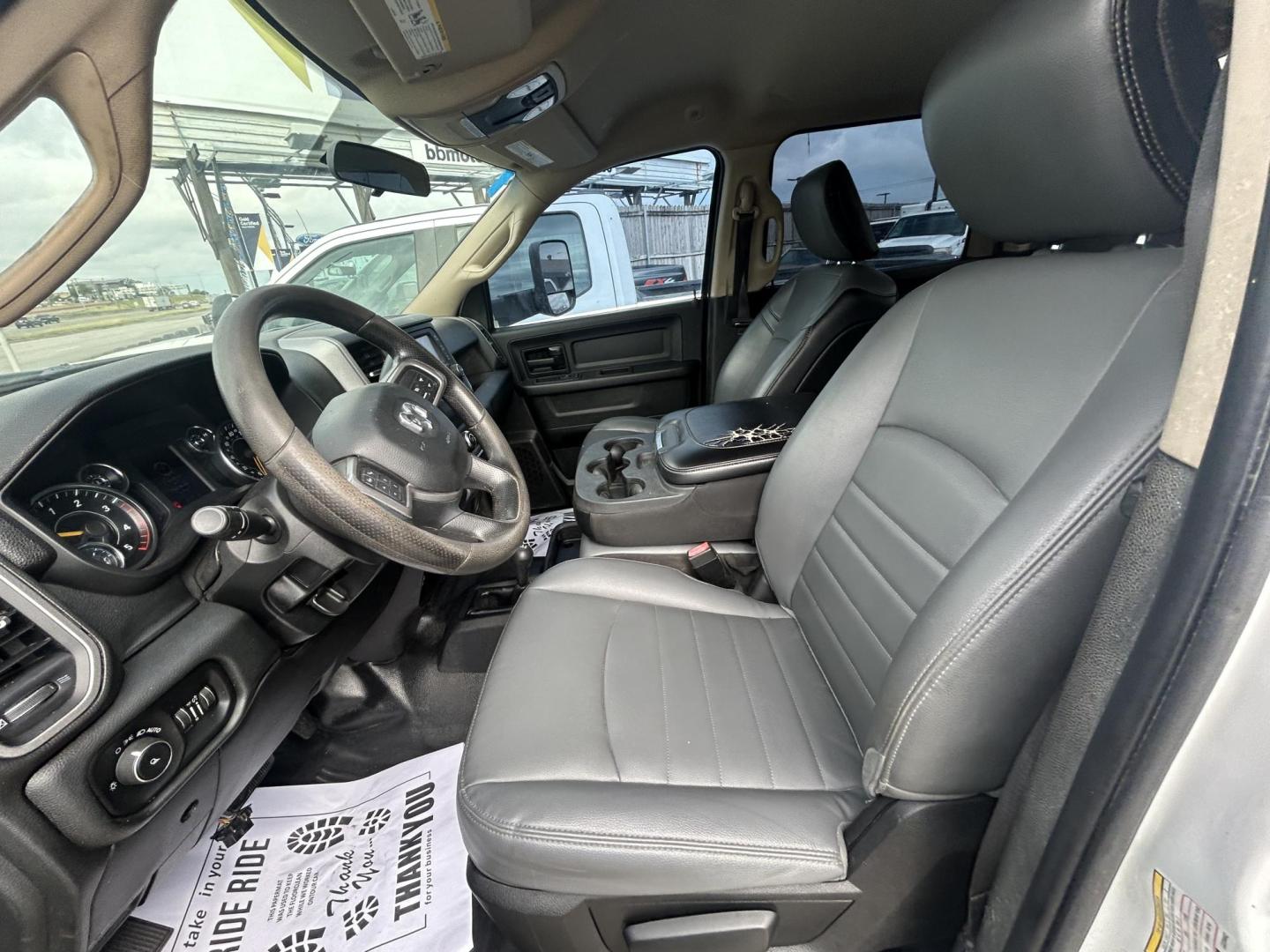 2020 White RAM 2500 Tradesman Crew Cab LWB 4WD (3C6UR5HL0LG) with an 6.7L L6 OHV 24V TURBO DIESEL engine, 6A transmission, located at 1687 Business 35 S, New Braunfels, TX, 78130, (830) 625-7159, 29.655487, -98.051491 - Photo#11
