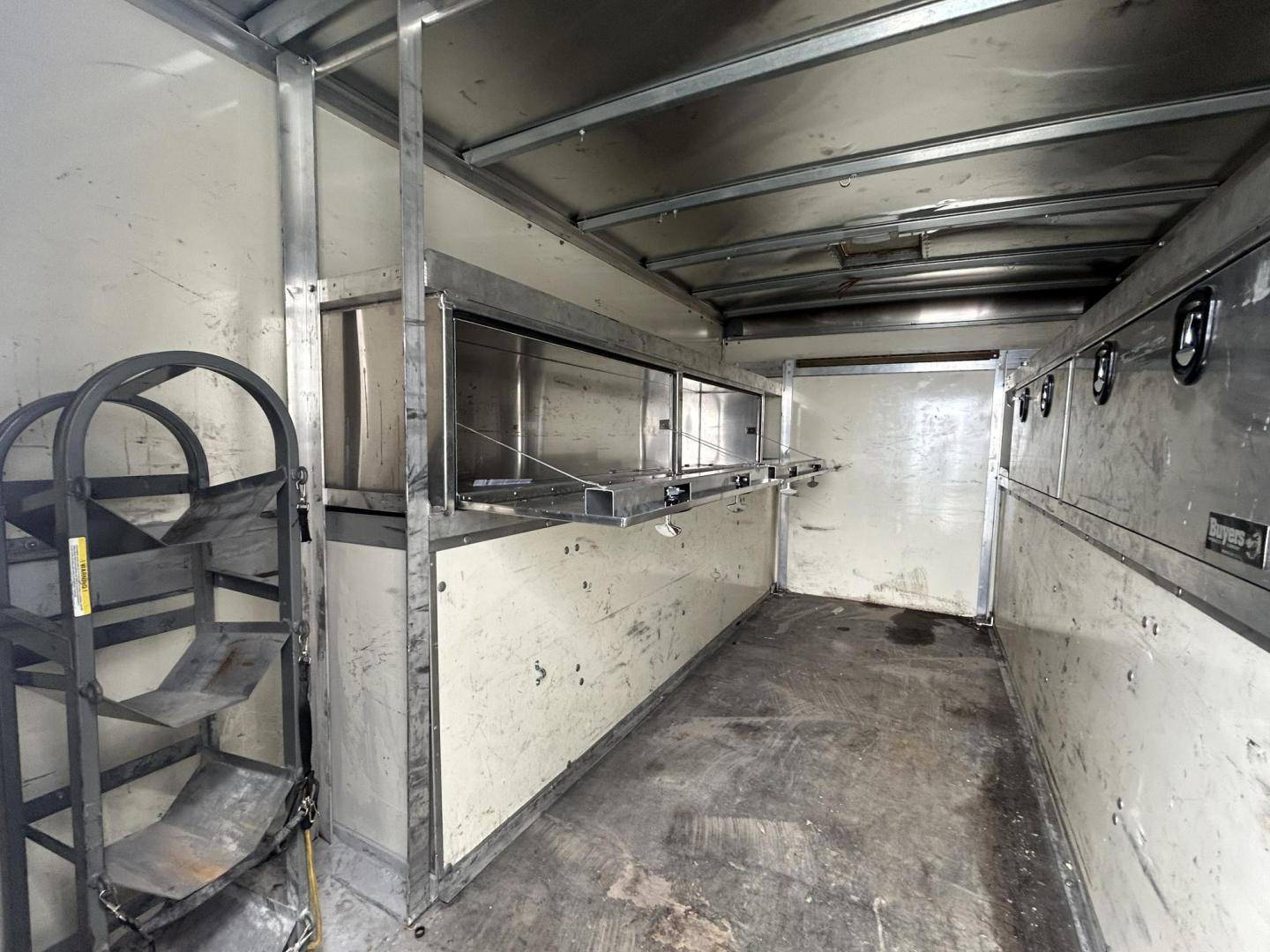 2019 White Ford Transit T-350 HD DRW (1FDBF6PMXKK) with an 3.7L V6 DOHC 24V engine, located at 1687 Business 35 S, New Braunfels, TX, 78130, (830) 625-7159, 29.655487, -98.051491 - Photo#6