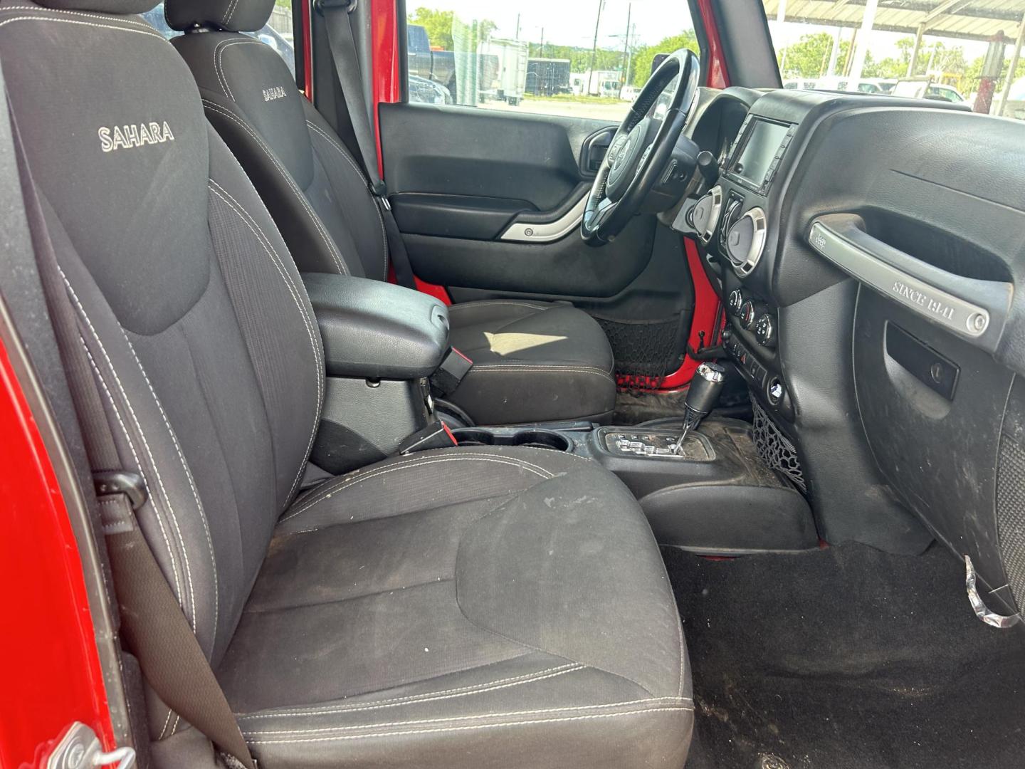 2017 Red Jeep Wrangler Unlimited Sahara 4WD (1C4HJWEGXHL) with an 3.6L V6 DOHC 24V FFV engine, located at 1687 Business 35 S, New Braunfels, TX, 78130, (830) 625-7159, 29.655487, -98.051491 - Photo#3
