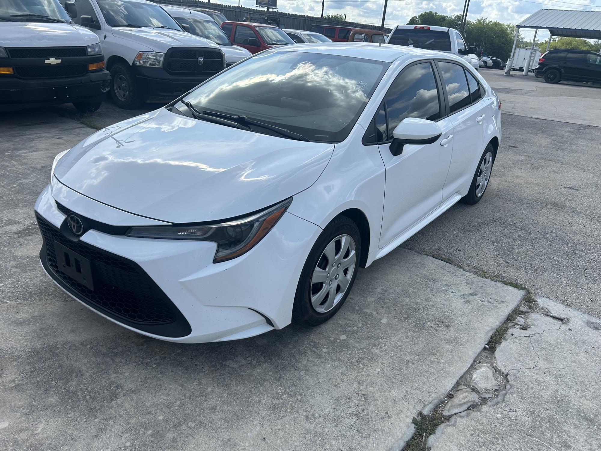 photo of 2022 Toyota Corolla LE