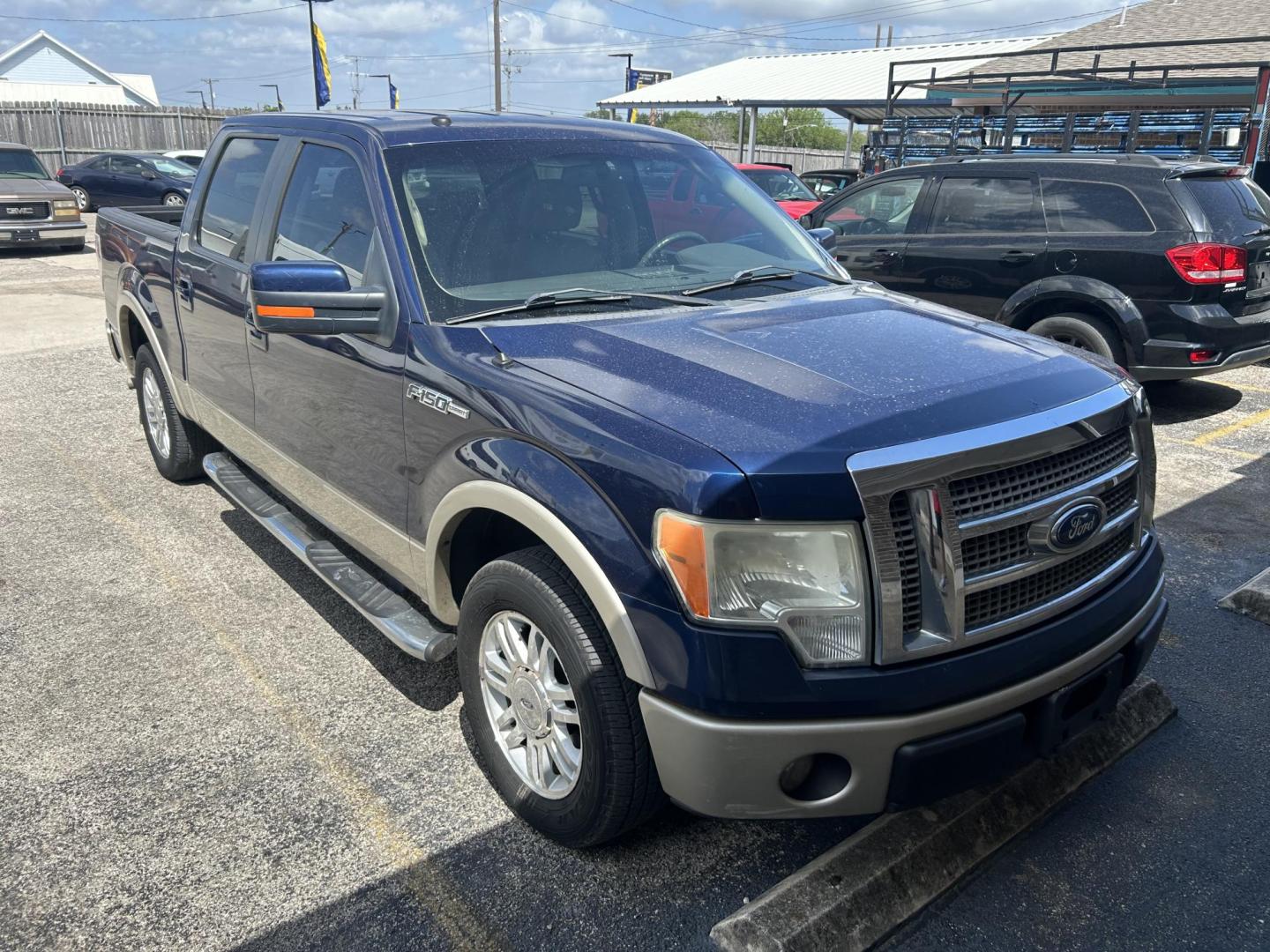 2009 Blue Ford F-150 Lariat SuperCrew 5.5-ft. Bed 2WD (1FTPW12V99K) with an 5.4L V8 SOHC 24V FFV engine, 4-Speed Automatic Overdrive transmission, located at 1687 Business 35 S, New Braunfels, TX, 78130, (830) 625-7159, 29.655487, -98.051491 - Photo#1