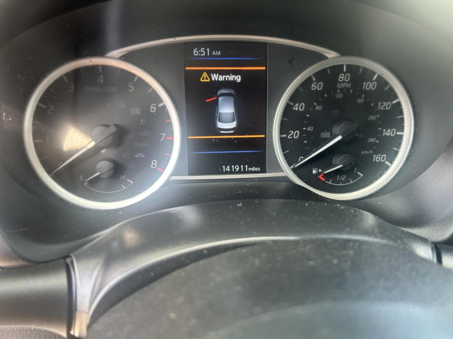 2019 White Nissan Sentra S CVT (3N1AB7AP0KY) with an 1.8L L4 SFI DOHC 16V engine, CVT transmission, located at 1687 Business 35 S, New Braunfels, TX, 78130, (830) 625-7159, 29.655487, -98.051491 - Photo#9