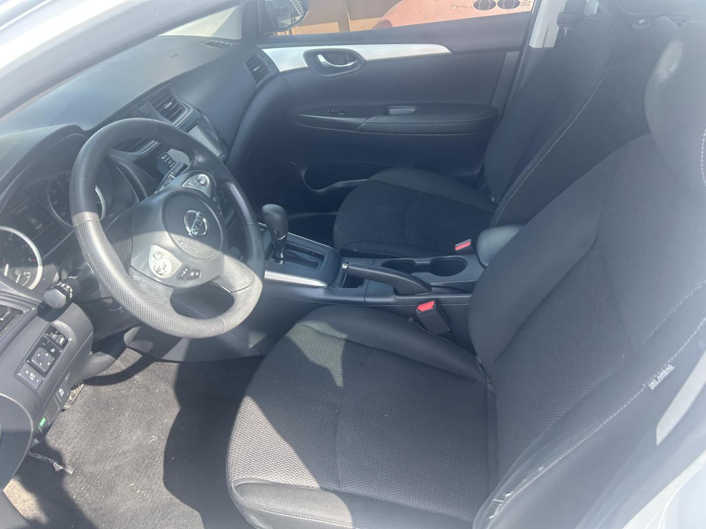2019 White Nissan Sentra S CVT (3N1AB7AP0KY) with an 1.8L L4 SFI DOHC 16V engine, CVT transmission, located at 1687 Business 35 S, New Braunfels, TX, 78130, (830) 625-7159, 29.655487, -98.051491 - Photo#6