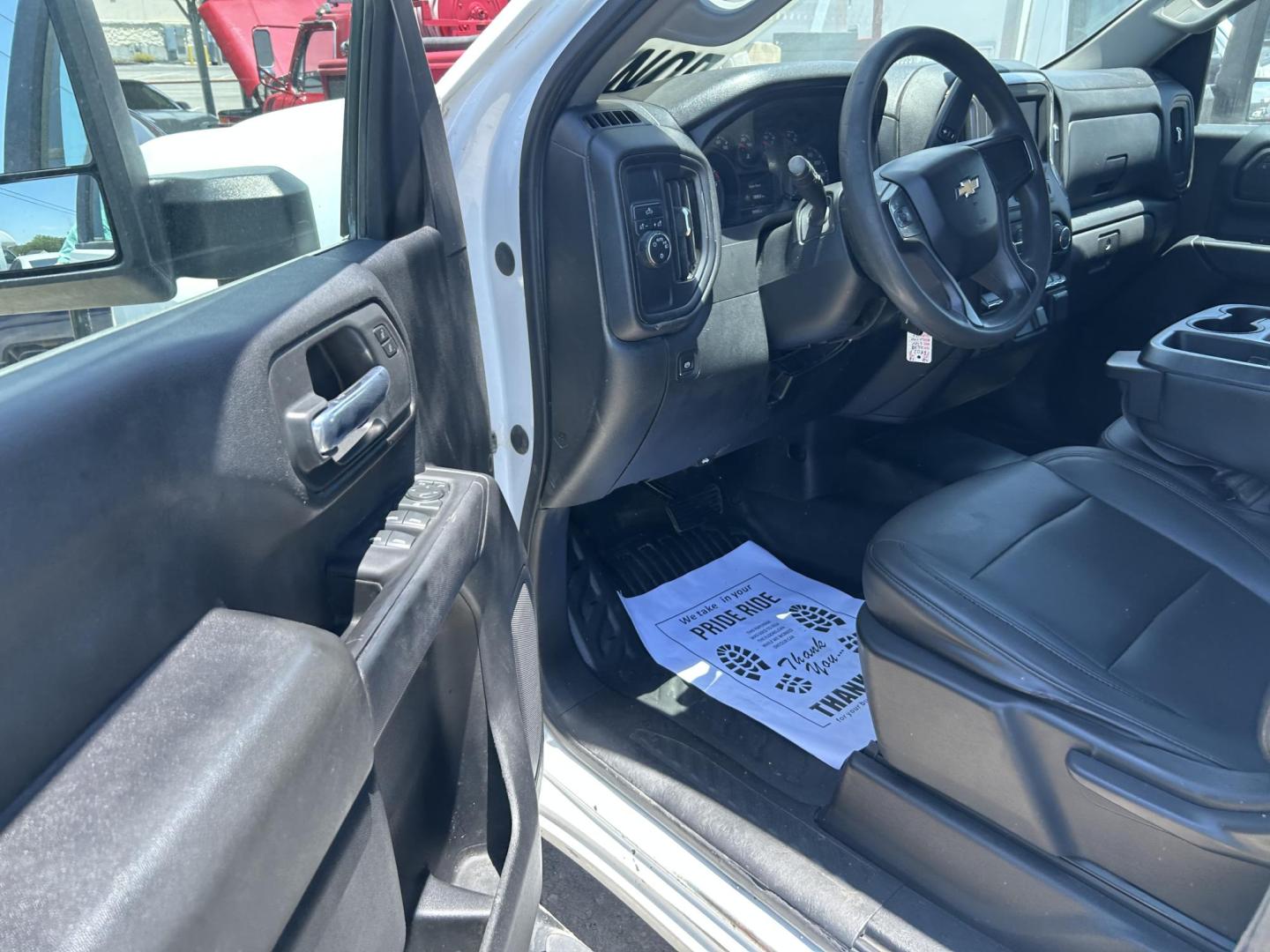 2020 White Chevrolet Silverado 2500HD Work Truck Crew Cab Short Box 2WD (1GC1WLEY7LF) with an 6.6L V8 OHV 16V DIESEL engine, 6A transmission, located at 1687 Business 35 S, New Braunfels, TX, 78130, (830) 625-7159, 29.655487, -98.051491 - Photo#9