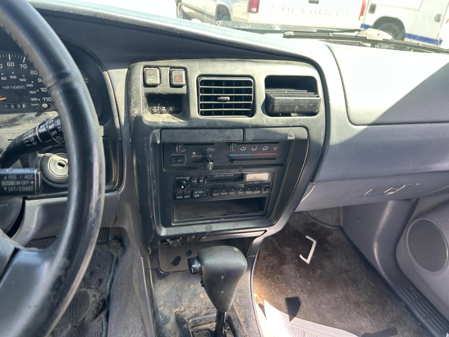 1997 Silver Toyota 4Runner SR5 2WD (JT3GN86RXV0) with an 3.4L V6 DOHC 24V engine, 4-Speed Automatic Overdrive transmission, located at 1687 Business 35 S, New Braunfels, TX, 78130, (830) 625-7159, 29.655487, -98.051491 - Photo#12