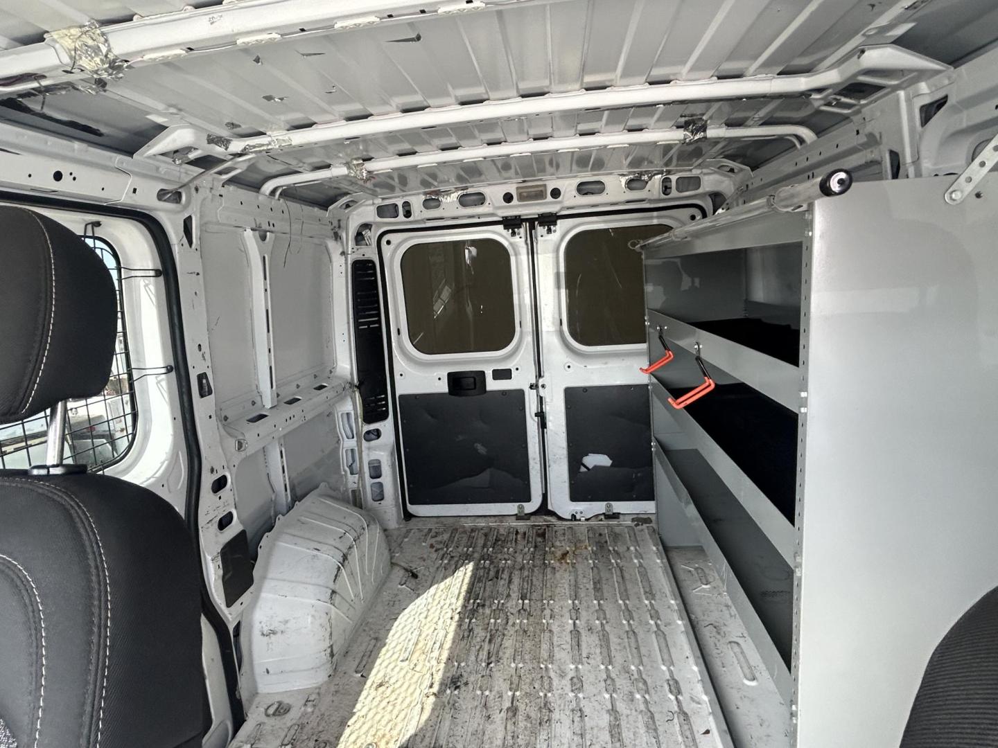 2019 White RAM Promaster 1500 Low Roof Tradesman 118-in. WB (3C6TRVNG9KE) with an 3.6L V6 engine, 6A transmission, located at 1687 Business 35 S, New Braunfels, TX, 78130, (830) 625-7159, 29.655487, -98.051491 - Photo#13
