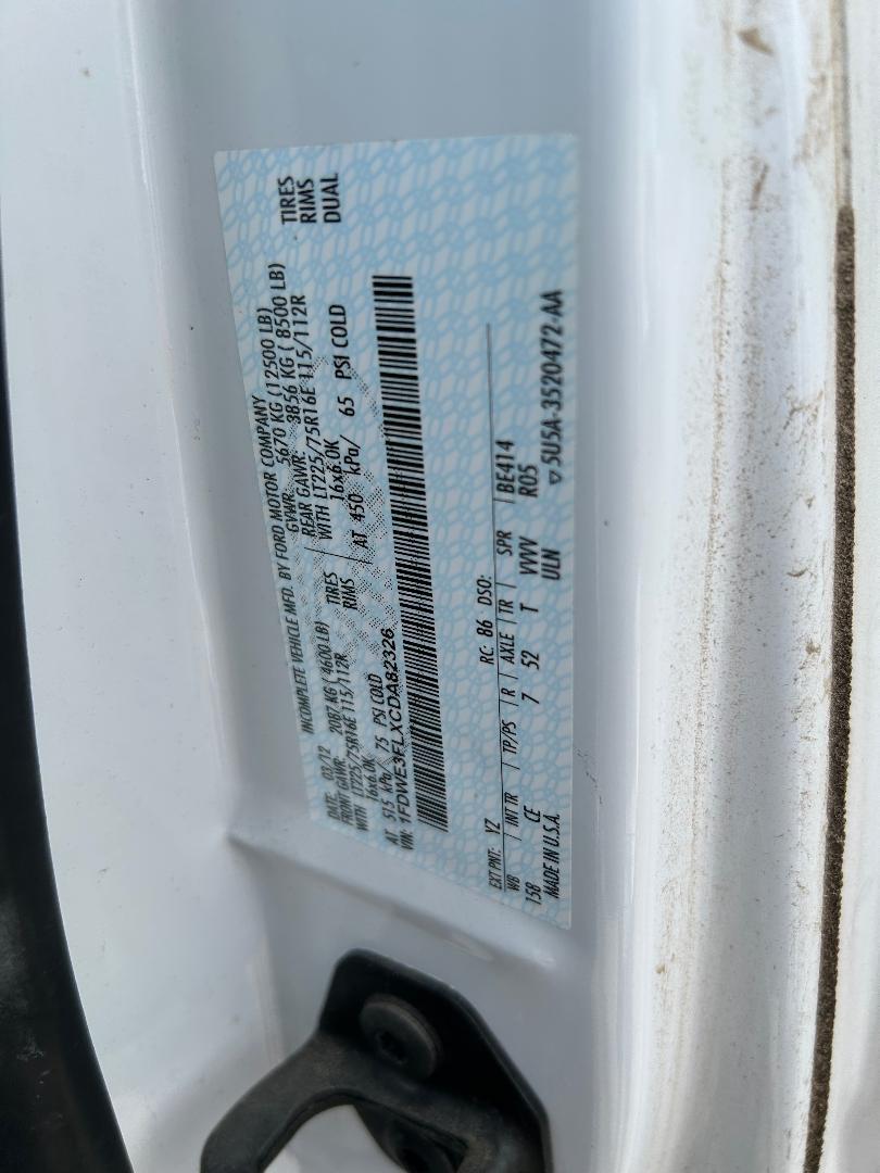 2012 White /Gray Ford E-Series Van E-350 Super Duty (1FDWE3FLXCD) with an 5.4L V8 SOHC 16V FFV engine, 4-Speed Automatic transmission, located at 1687 Business 35 S, New Braunfels, TX, 78130, (830) 625-7159, 29.655487, -98.051491 - Photo#23
