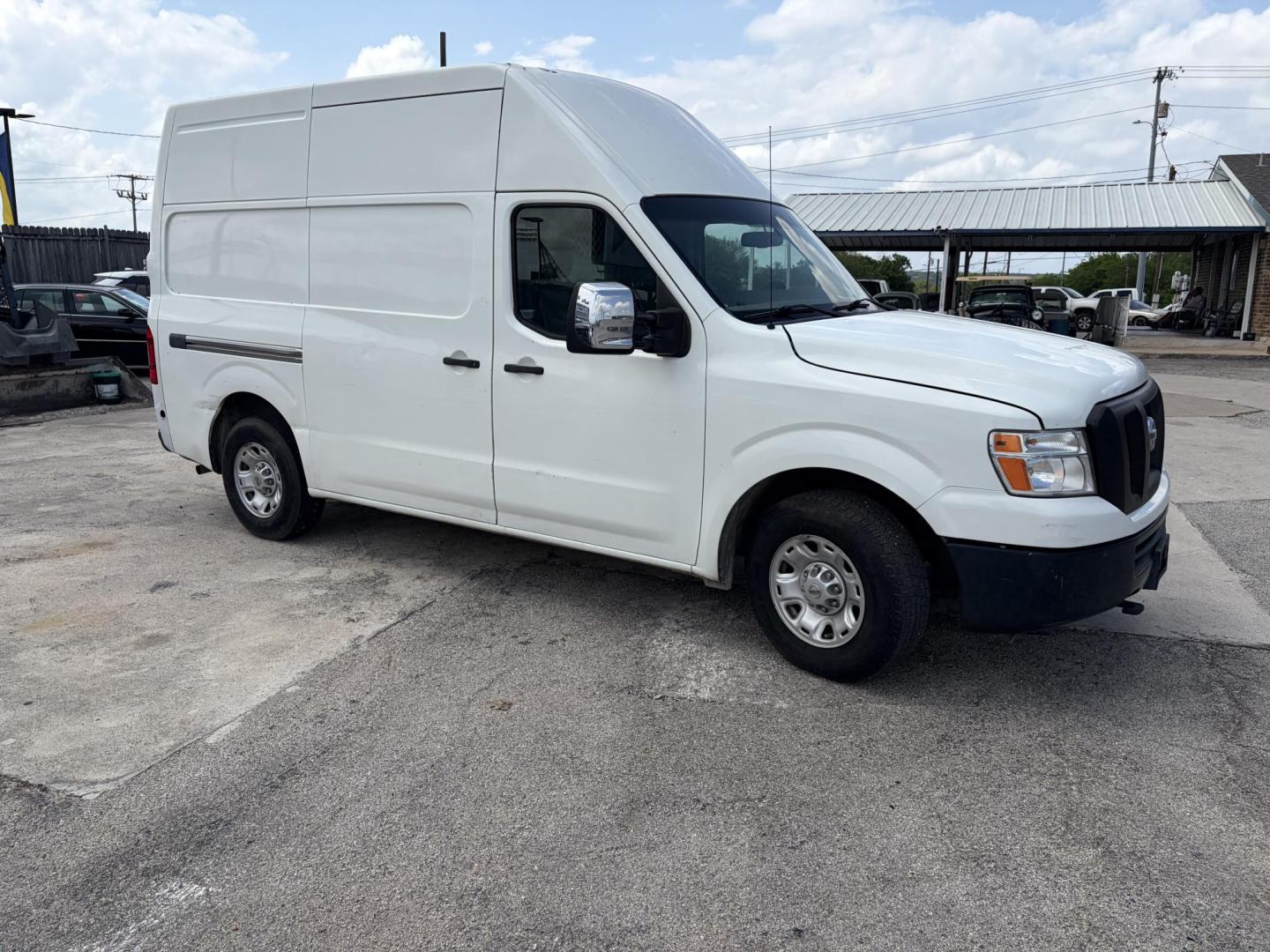 2017 White Nissan NV Cargo 2500 HD SV V8 High Roof (1N6AF0LY4HN) with an 5.6L V8 DOHC 32V engine, 5A transmission, located at 1687 Business 35 S, New Braunfels, TX, 78130, (830) 625-7159, 29.655487, -98.051491 - Photo#16