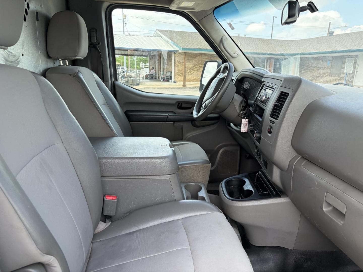 2017 White Nissan NV Cargo 2500 HD SV V8 High Roof (1N6AF0LY4HN) with an 5.6L V8 DOHC 32V engine, 5A transmission, located at 1687 Business 35 S, New Braunfels, TX, 78130, (830) 625-7159, 29.655487, -98.051491 - Photo#17